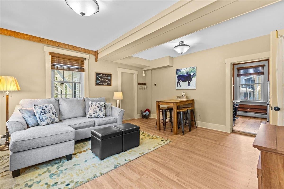 Stowe, Vermont, 05672, United States, 2 Bedrooms Bedrooms, ,2 BathroomsBathrooms,Residential,For Sale,2003002