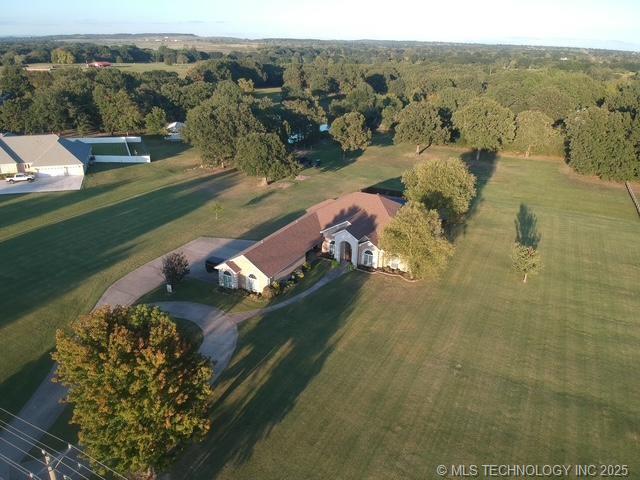 Stigler, Oklahoma, 74462-1647, United States, 3 Bedrooms Bedrooms, ,3 BathroomsBathrooms,Residential,For Sale,2005230