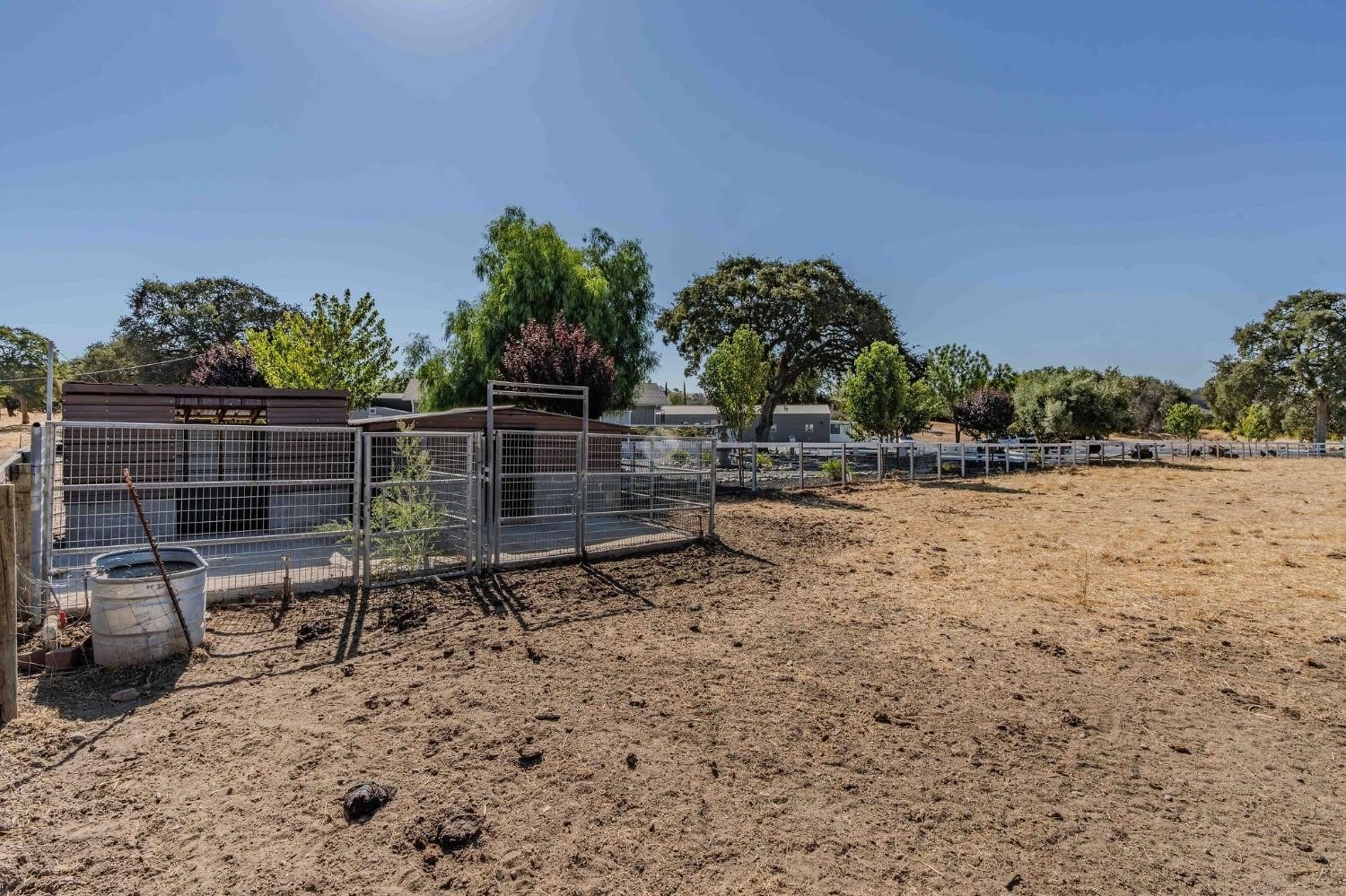 Burson, California, 95225, United States, 2 Bedrooms Bedrooms, ,2 BathroomsBathrooms,Residential,For Sale,1976966