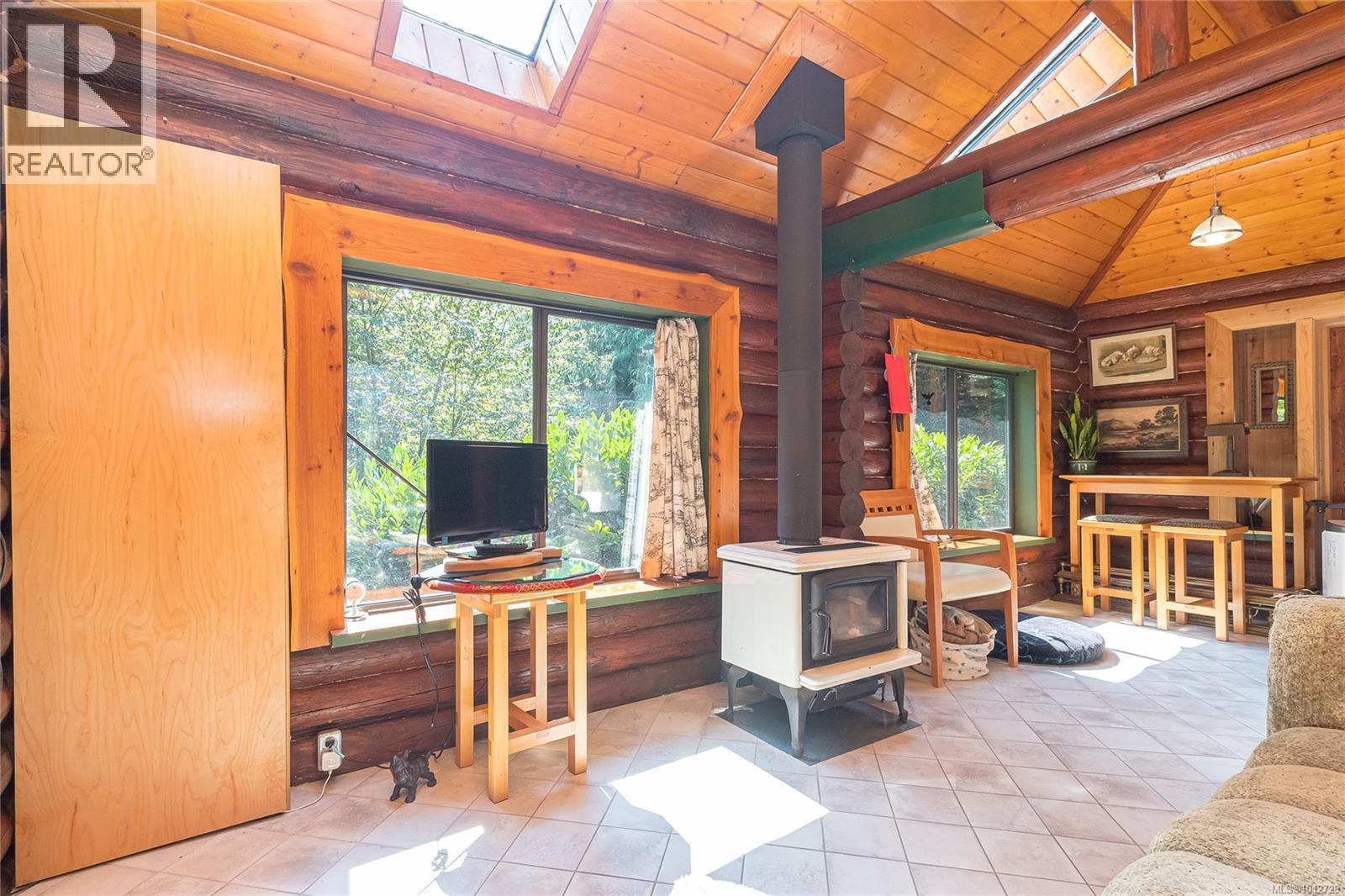 COBBLE HILL, British Columbia, V8H 0H2, CA, 3 Bedrooms Bedrooms, ,2 BathroomsBathrooms,Residential,For Sale,1951762