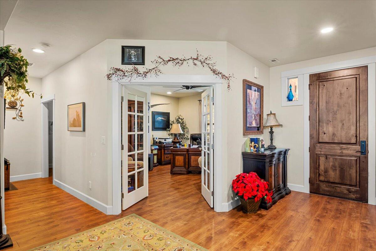 Bend, Oregon, 97703, United States, 3 Bedrooms Bedrooms, ,2 BathroomsBathrooms,Residential,For Sale,2005740