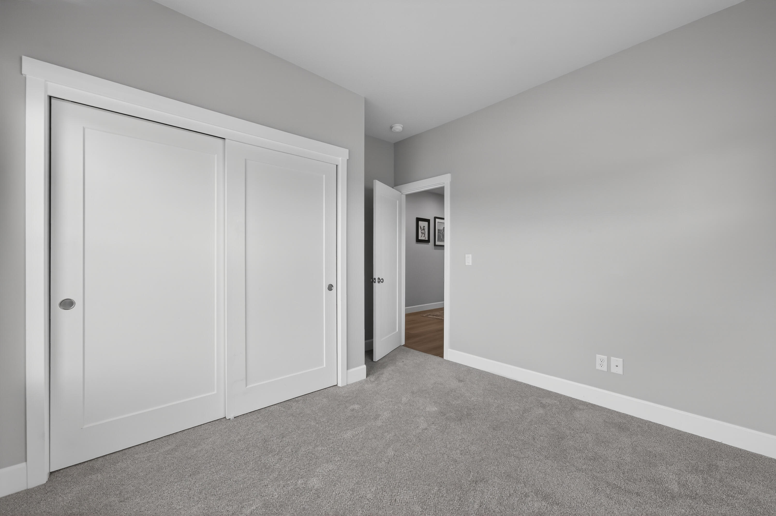 Redmond, Oregon, 97756, United States, 3 Bedrooms Bedrooms, ,2 BathroomsBathrooms,Residential,For Sale,2007791