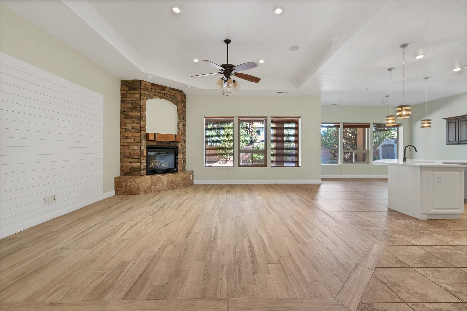  Indoor-Outdoor Living With Privacy, Space & Style In Washington Fields - 物件實景