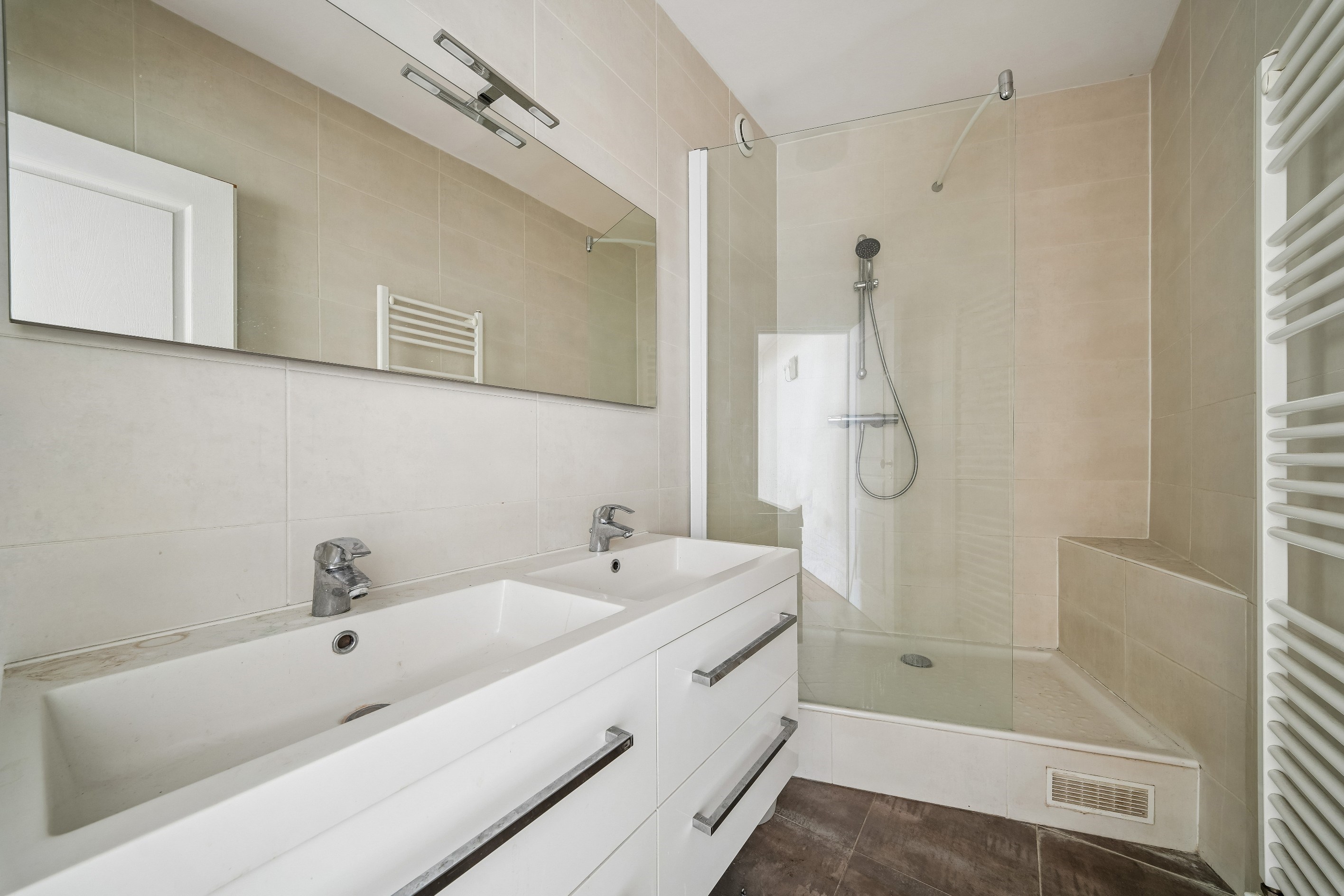  High-Floor Apartment Close to Parc Monceau - 物件實景