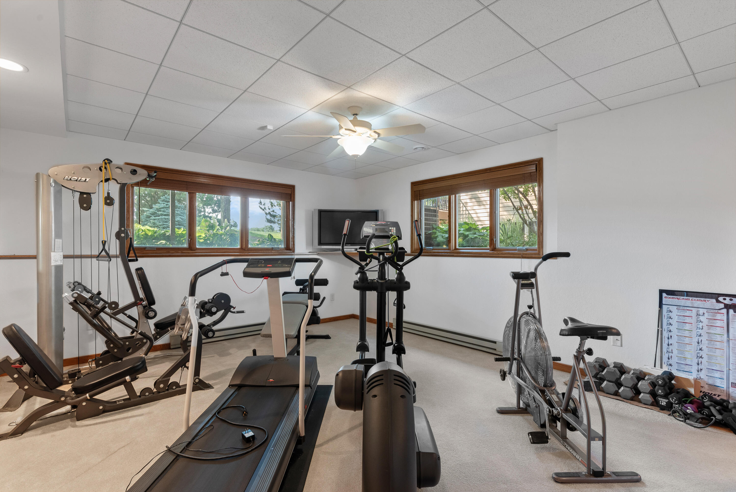 Hartland, Wisconsin, 53029, United States, 4 Bedrooms Bedrooms, ,5 BathroomsBathrooms,Residential,For Sale,1907697