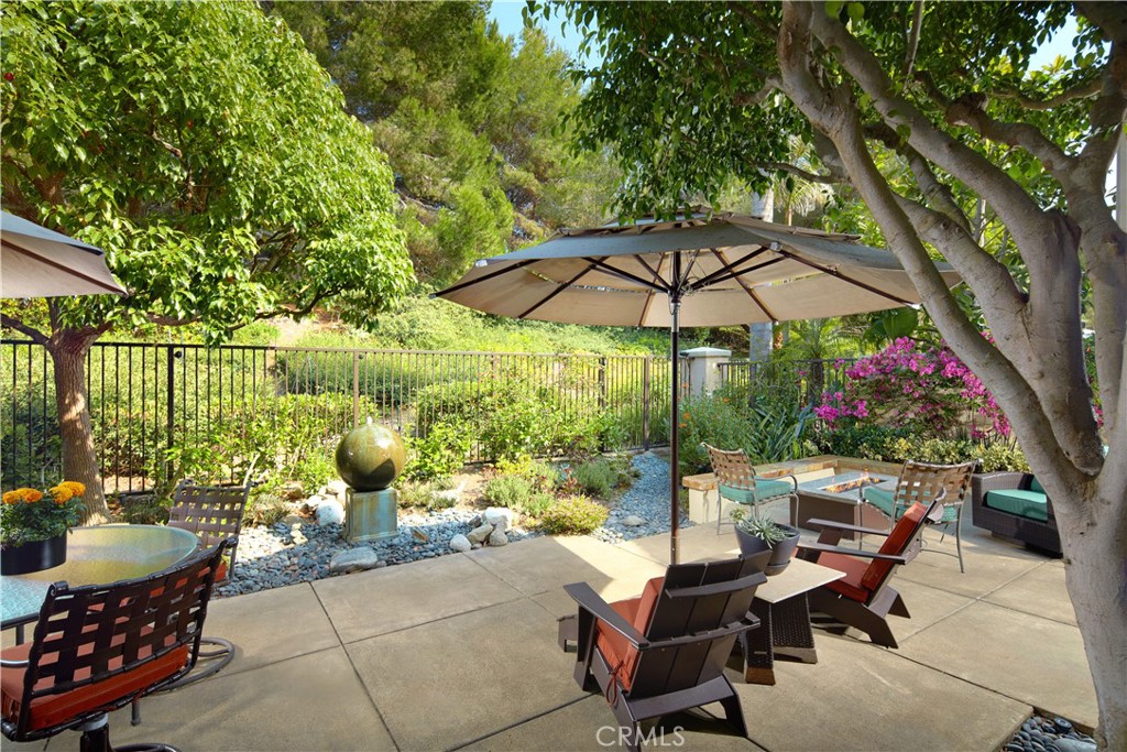 Newport Beach, California, 92660, United States, 4 Bedrooms Bedrooms, ,3 BathroomsBathrooms,Residential,For Sale,1991326