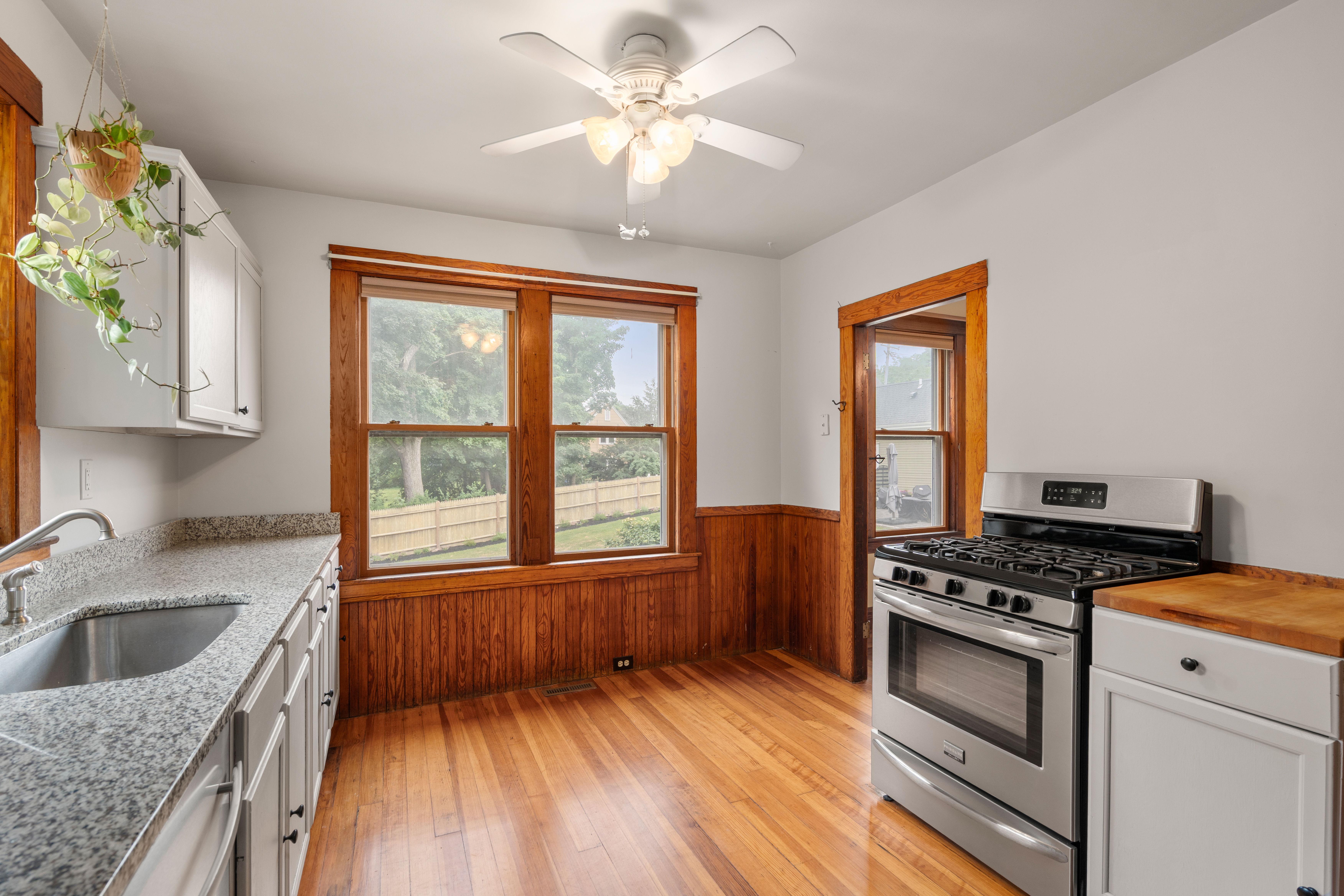  18 Shears Street, Wrentham, MA, 02093 - 物件實景