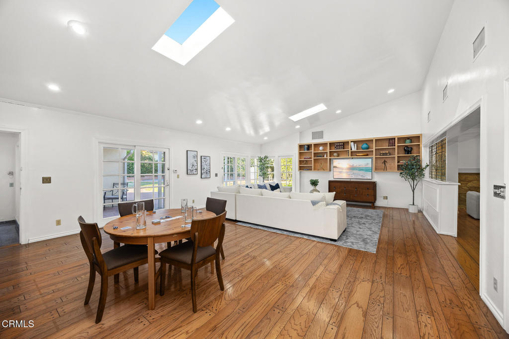 San Marino, California, 91108, United States, 5 Bedrooms Bedrooms, ,3 BathroomsBathrooms,Residential,For Sale,2002959