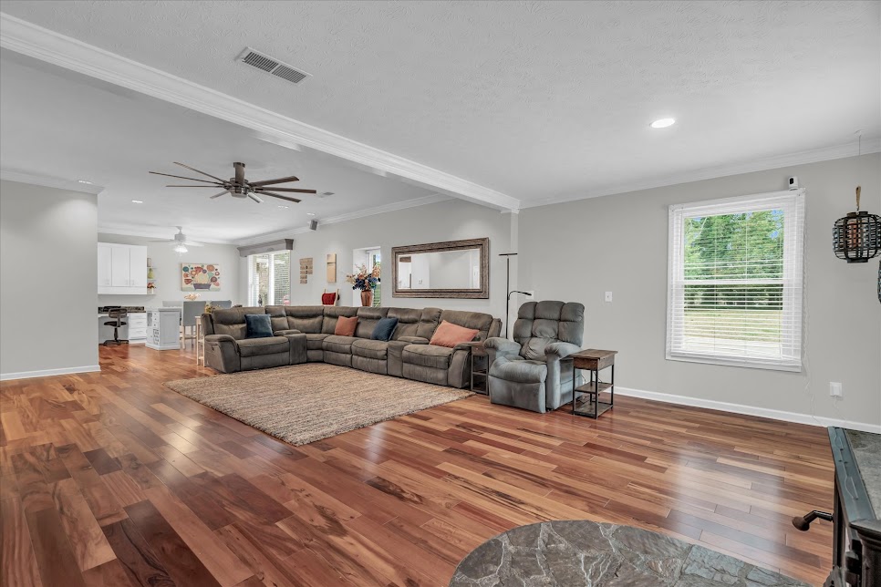 Carrollton, Georgia, 30116, United States, 4 Bedrooms Bedrooms, ,3 BathroomsBathrooms,Residential,For Sale,1981522