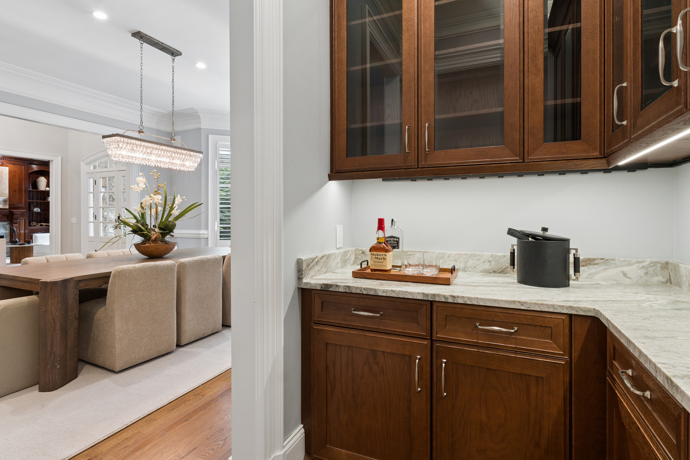  Timeless Design, Privacy, and Exceptional Outdoor Living in Sandy Springs - 物件實景
