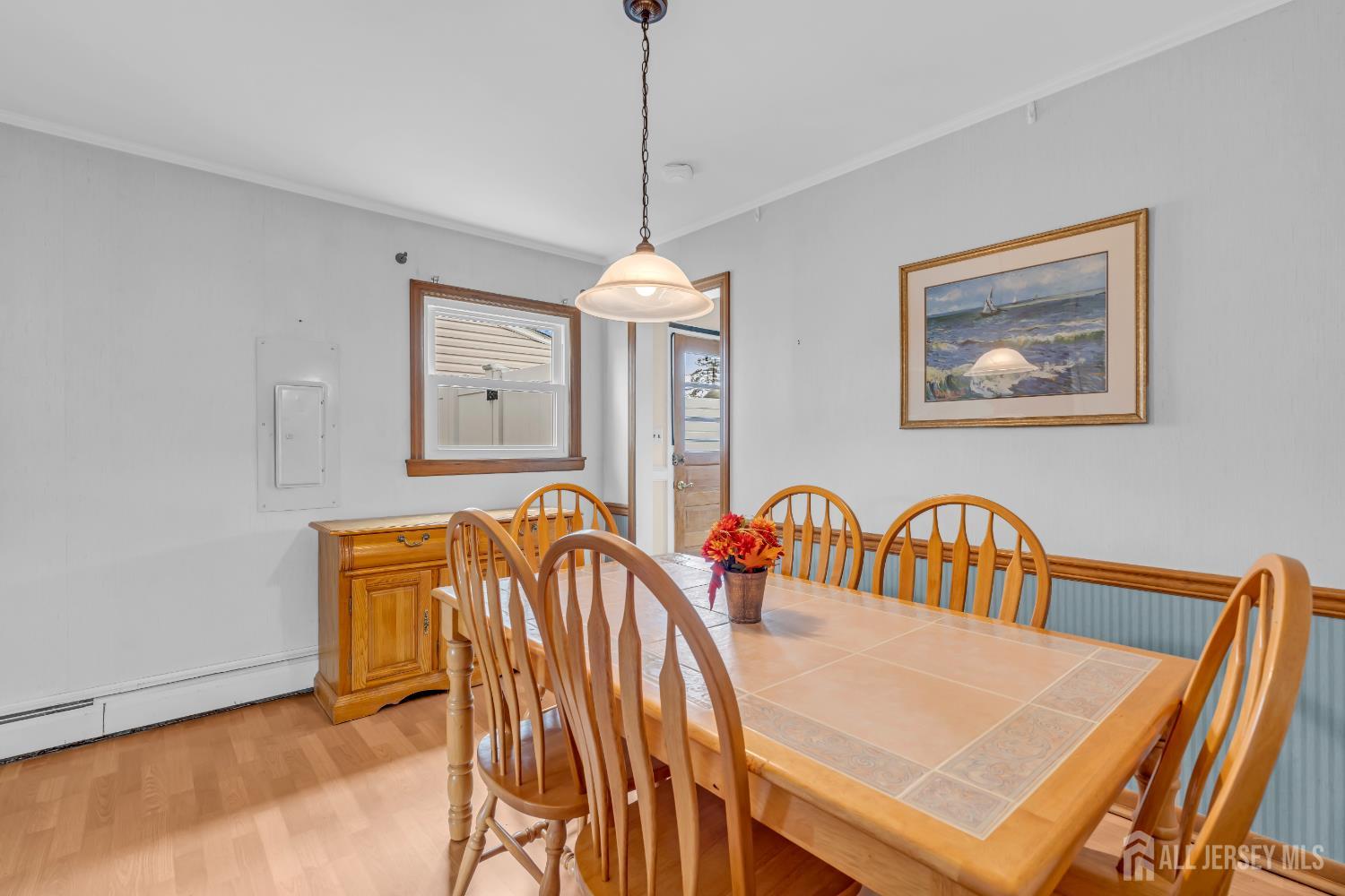 Iselin, New Jersey, 08830, United States, 3 Bedrooms Bedrooms, ,2 BathroomsBathrooms,Residential,For Sale,1966182