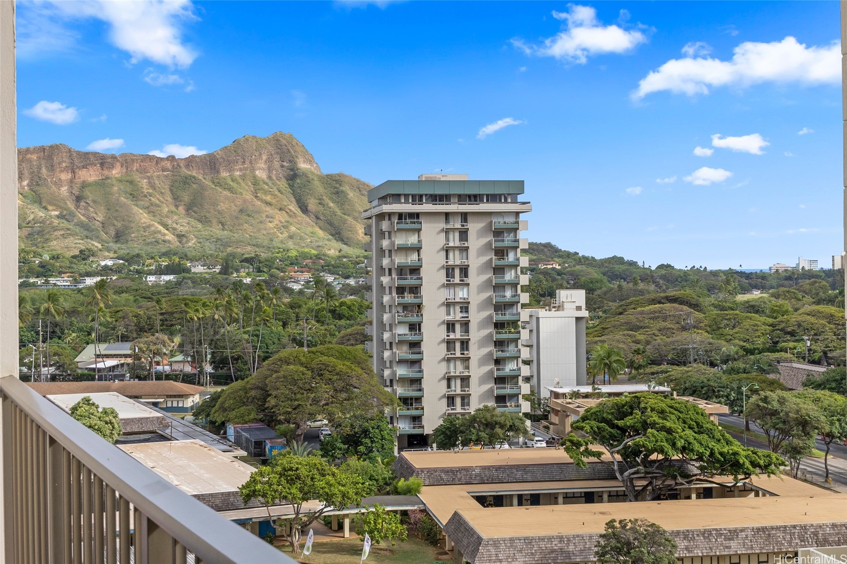 Honolulu, Hawaii, 96815, United States, 1 Bedroom Bedrooms, ,1 BathroomBathrooms,Residential,For Sale,1986211