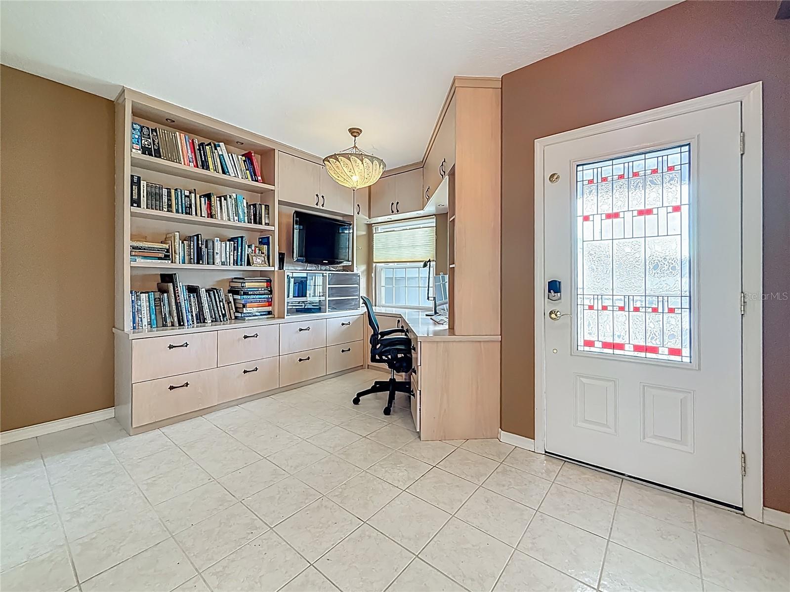 Madeira Beach, Florida, 33708, United States, 2 Bedrooms Bedrooms, ,2 BathroomsBathrooms,Residential,For Sale,1981210