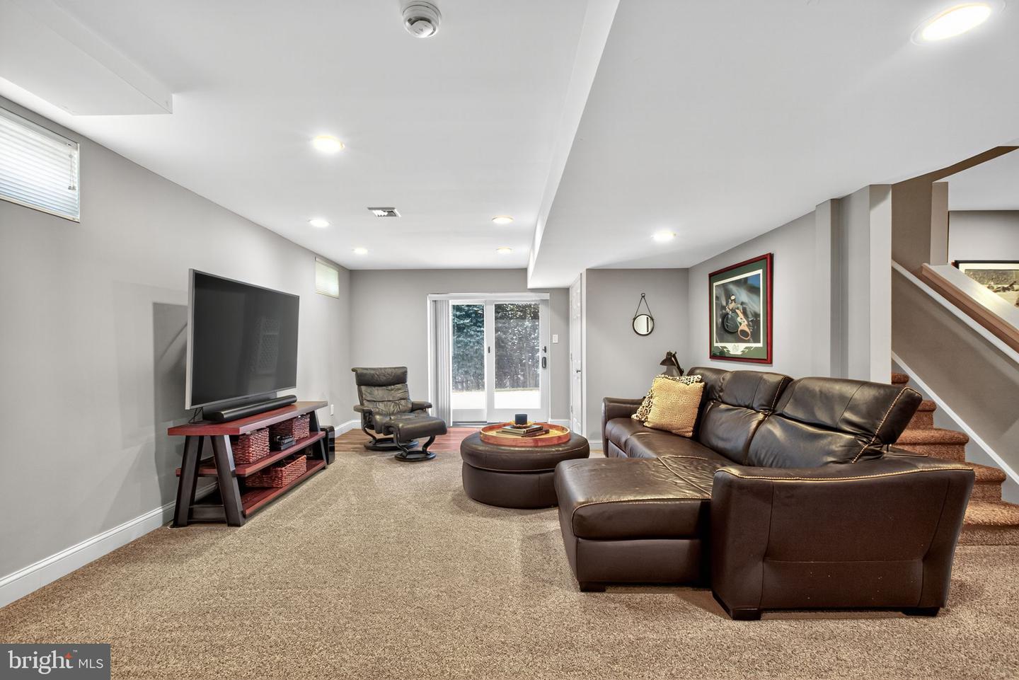 Downingtown, Pennsylvania, 19335, United States, 4 Bedrooms Bedrooms, ,3 BathroomsBathrooms,Residential,For Sale,1939162