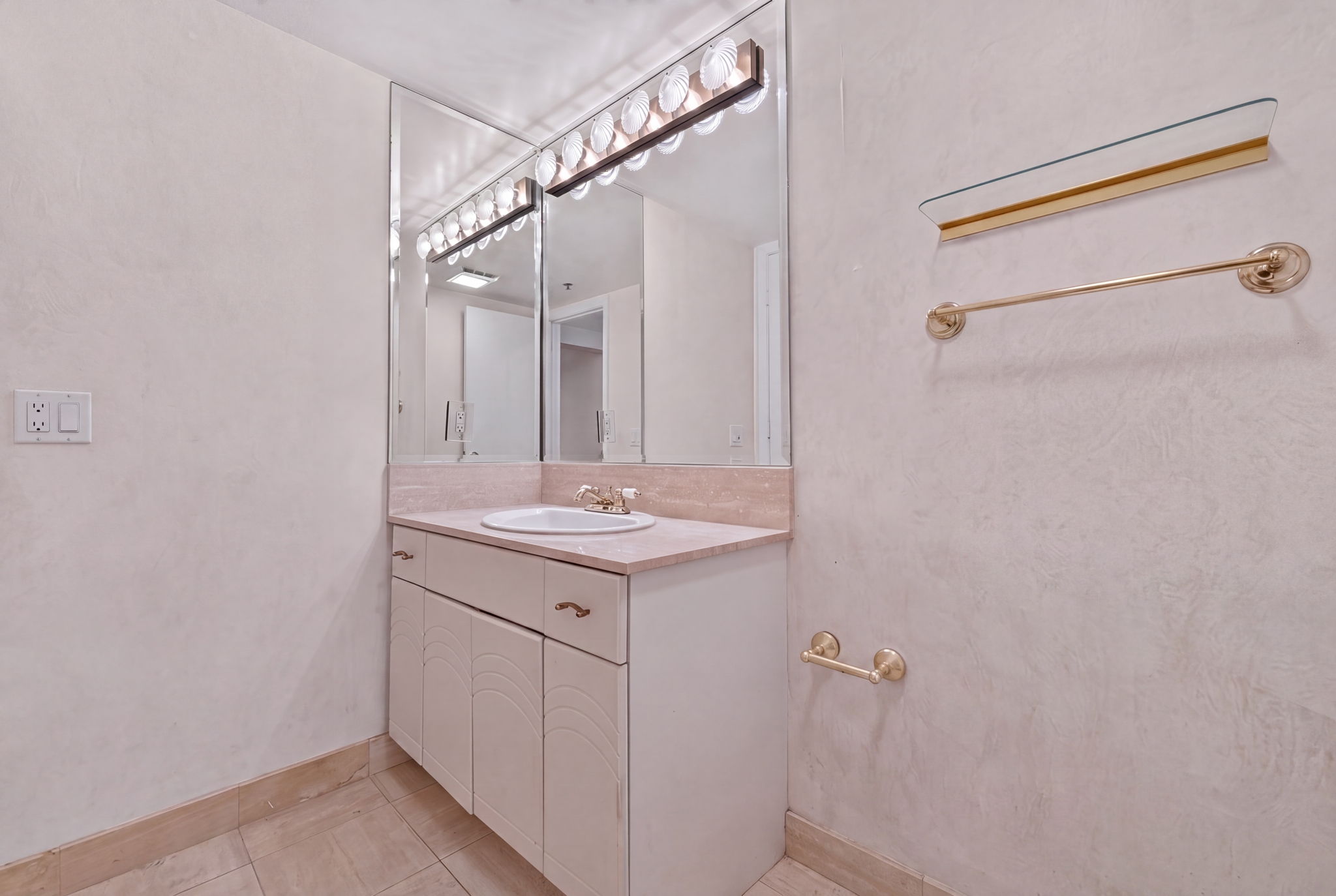  1201 S Ocean Dr, Hollywood, FL, 33019 - 物件實景