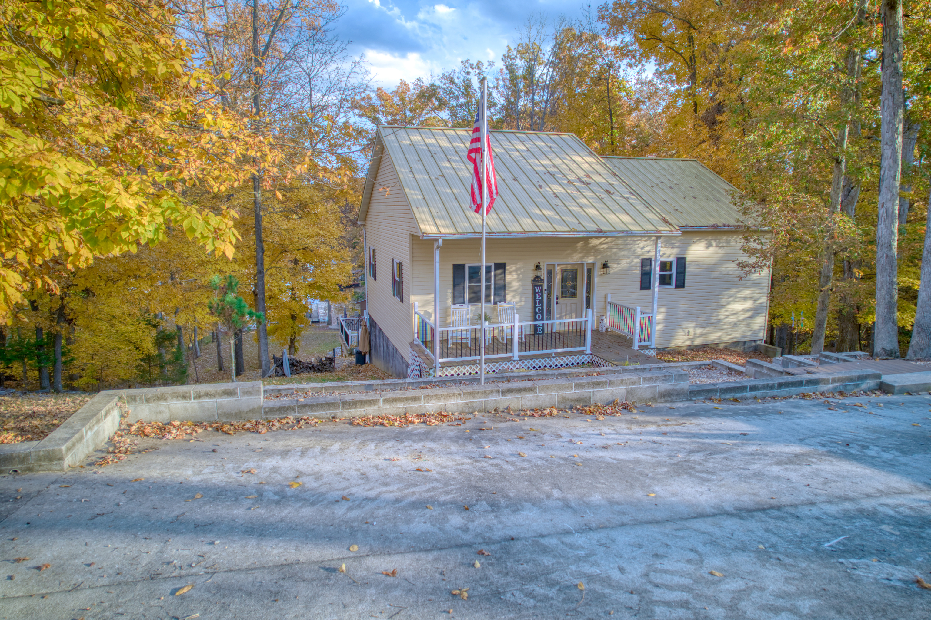 Goreville, Illinois, 62939, United States, 3 Bedrooms Bedrooms, ,3 BathroomsBathrooms,Residential,For Sale,1997720