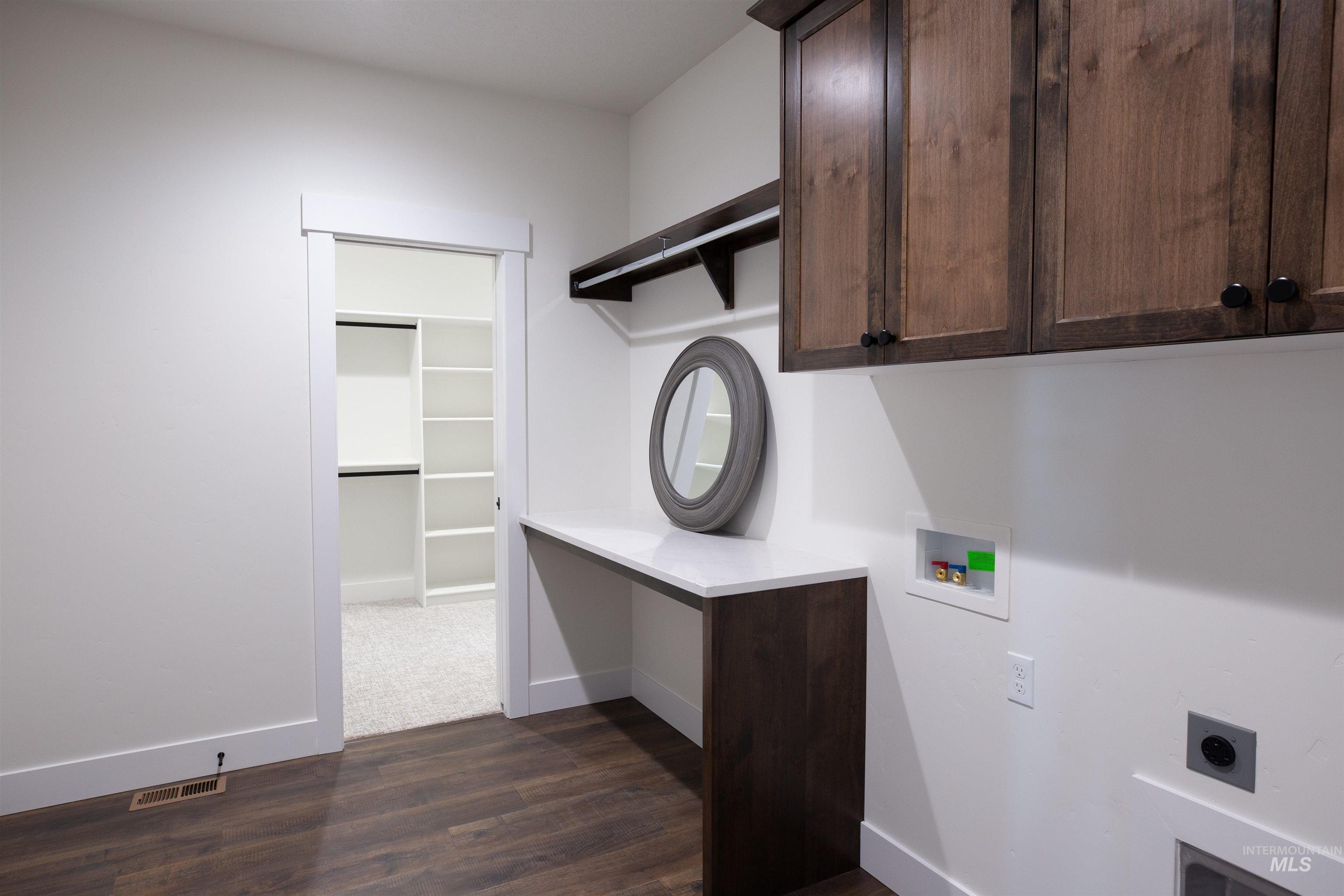 Meridian, Idaho, 83642, United States, 3 Bedrooms Bedrooms, ,3 BathroomsBathrooms,Residential,For Sale,1867465