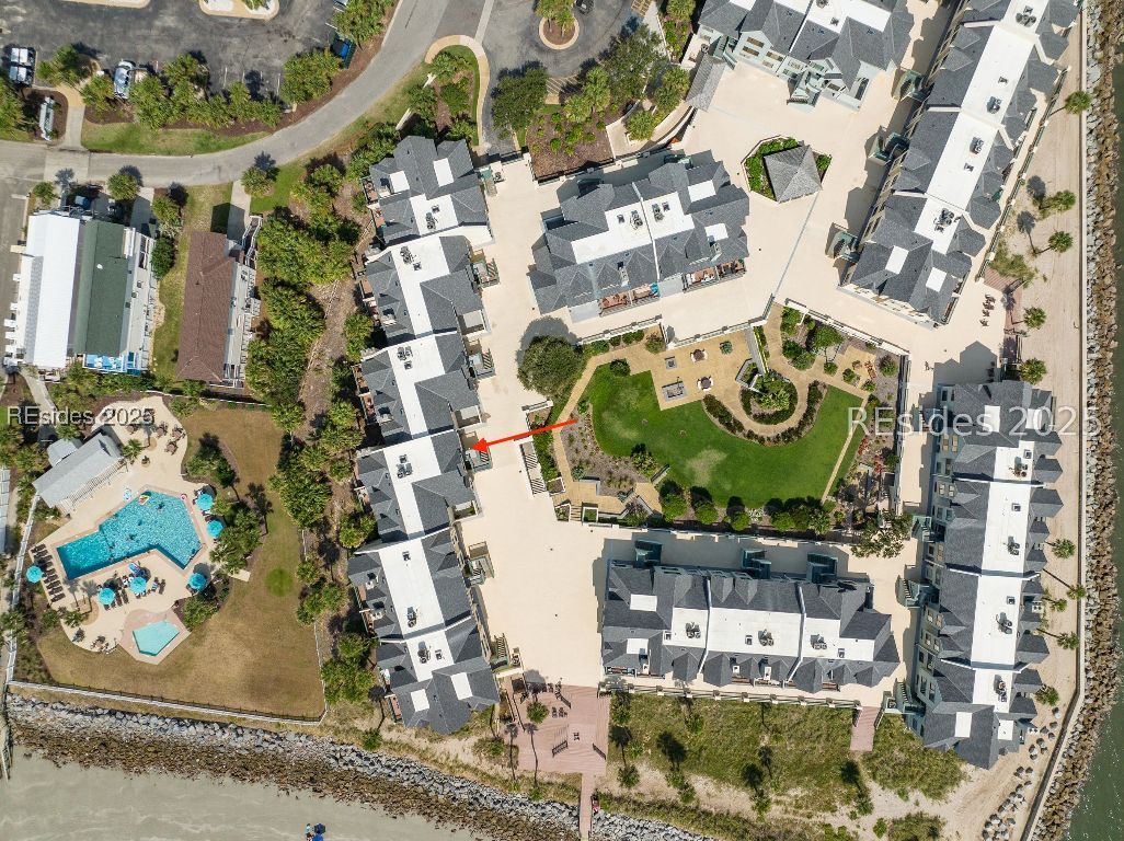 St Helena Island, South Carolina, 29920, United States, 2 Bedrooms Bedrooms, ,3 BathroomsBathrooms,Residential,For Sale,1955009