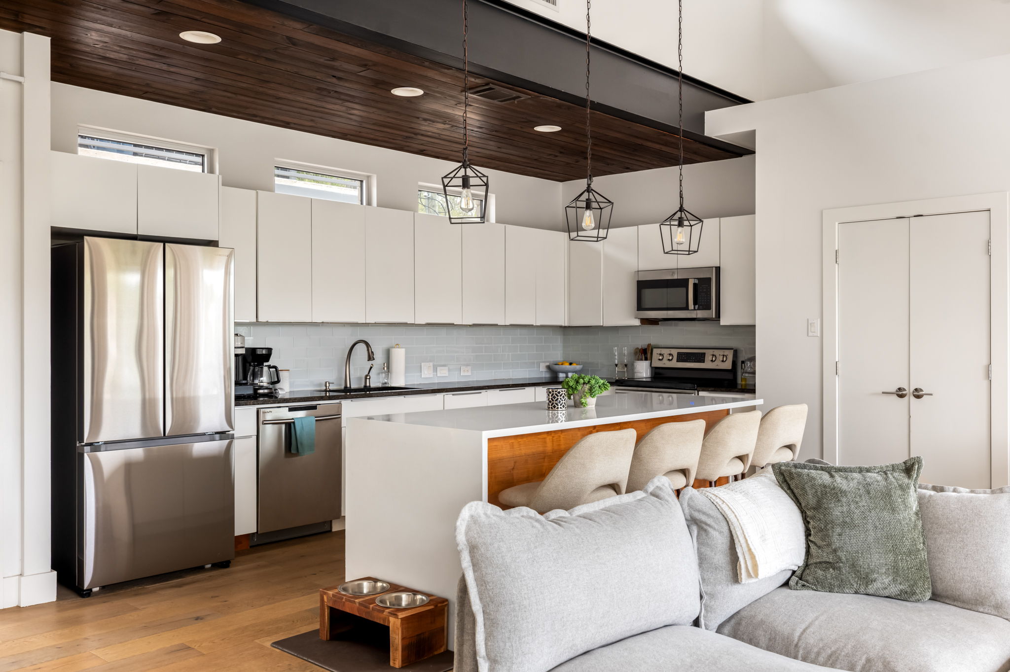  Modern Canyon Retreat Designed for Sunset Living - 物件實景