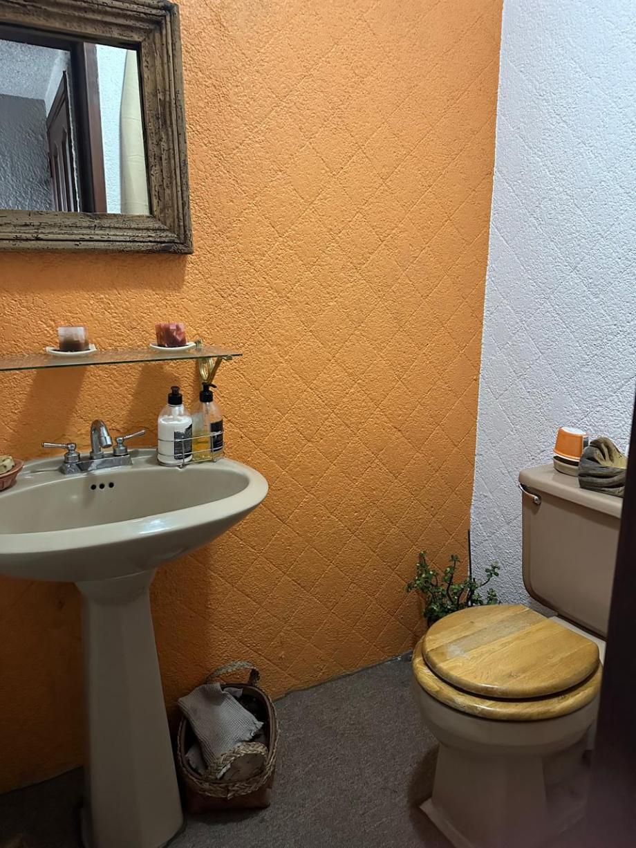 Francisco I. Madero, Naucalpan de Juárez, Estado de méxico, 53840, Mexico, 3 Bedrooms Bedrooms, ,3 BathroomsBathrooms,Residential,For Sale,Francisco I. Madero,1672626
