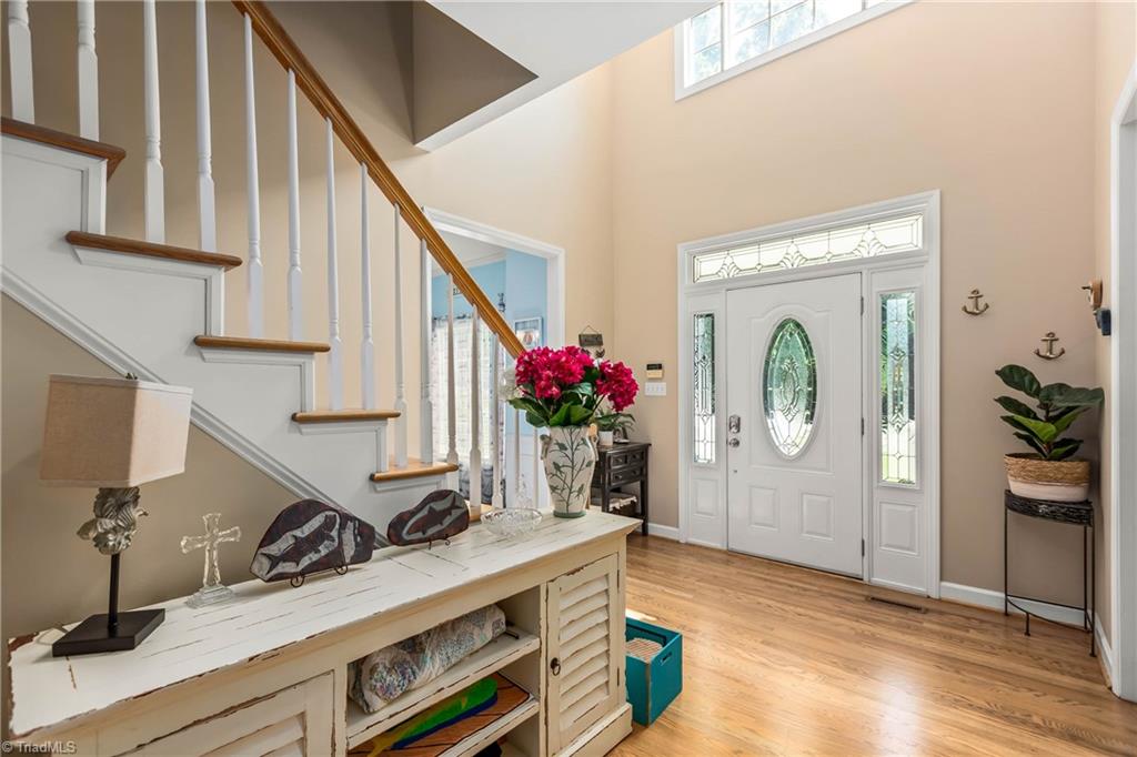 Clemmons, North Carolina, 27012, United States, 4 Bedrooms Bedrooms, ,3 BathroomsBathrooms,Residential,For Sale,1902242