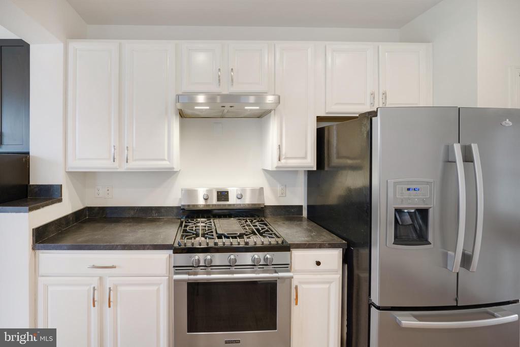 Milton, Delaware, 19968, United States, 4 Bedrooms Bedrooms, ,4 BathroomsBathrooms,Residential,For Sale,1999032