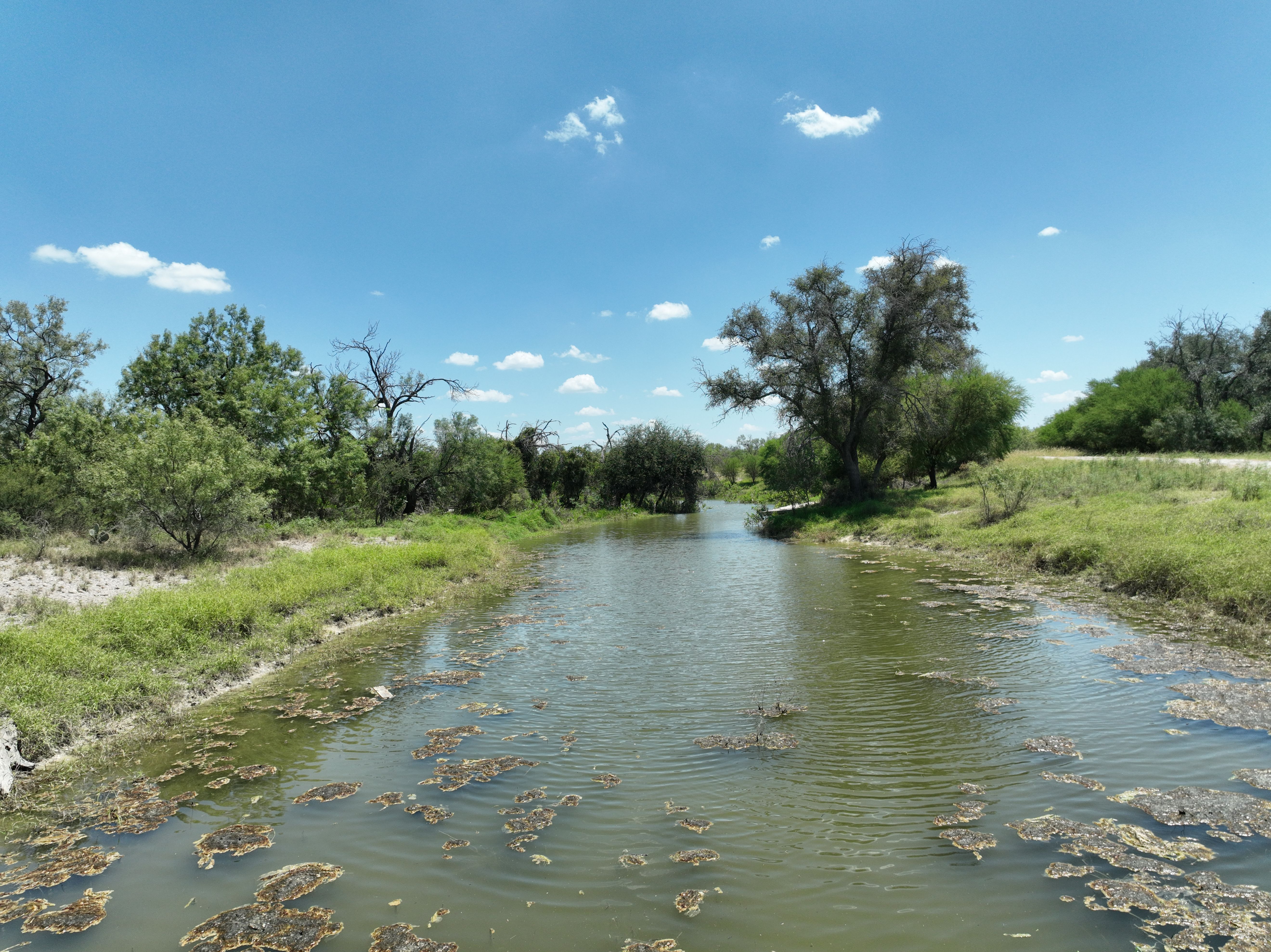  7, 902 +/- Las Moras Creek - 物件實景