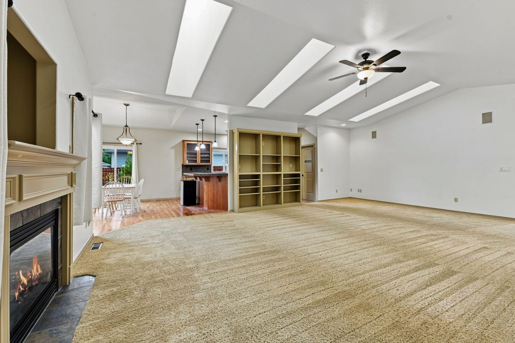  2234 SE Pilatus Lane Bend, OR 97702 - 物件實景