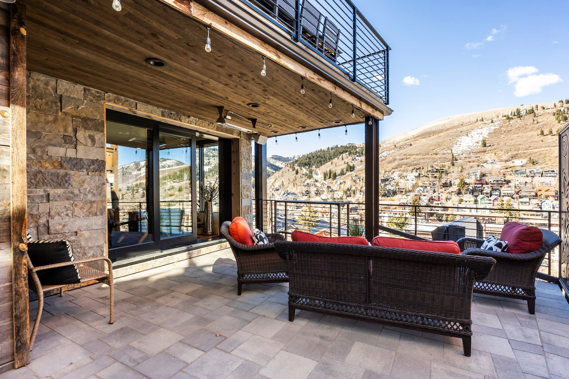  Mountain Modern Masterpiece with Sweeping Old Town and Ski Area Views - 物件實景