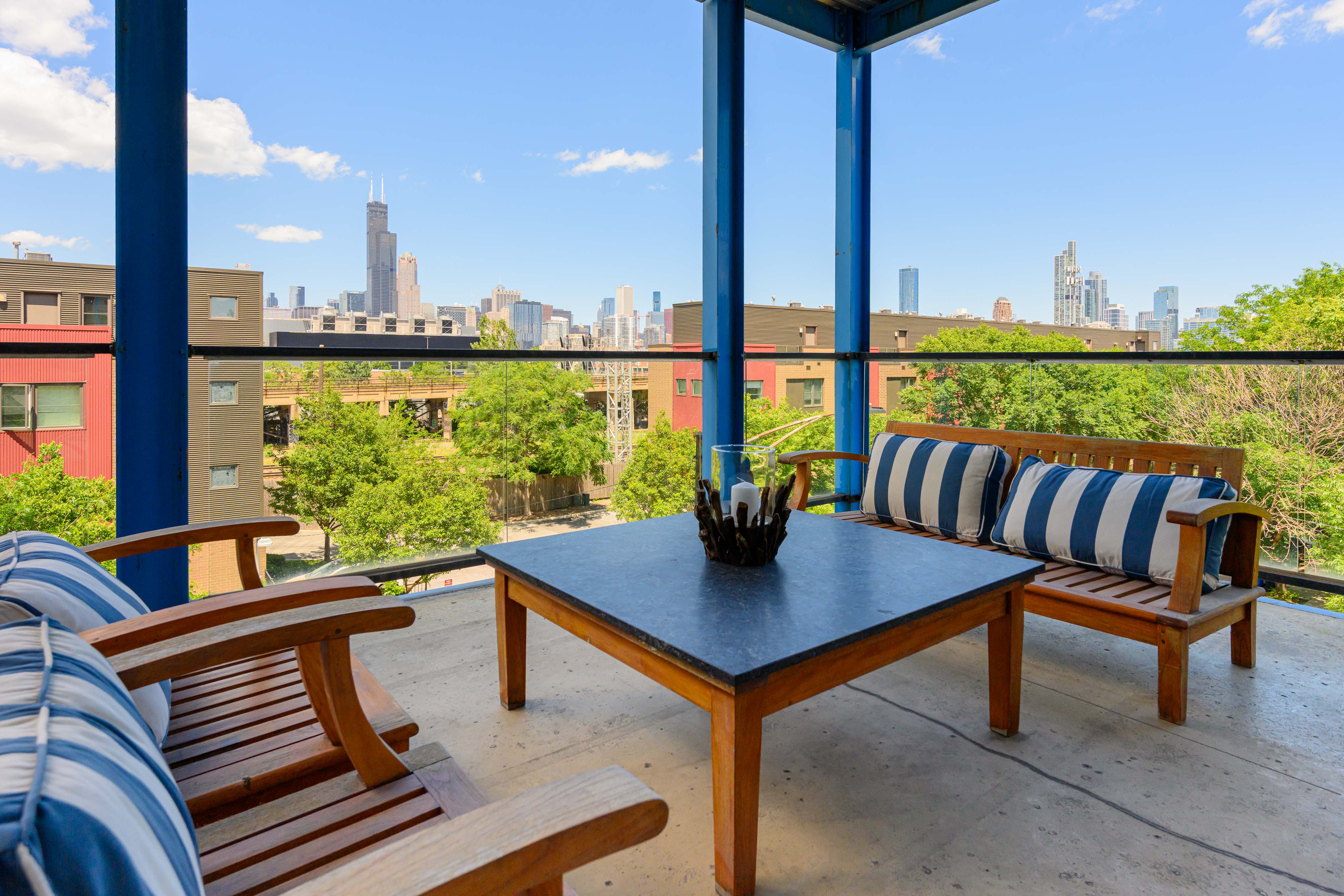  Stunning Mod Corner Loft with Downtown Views - 物件實景
