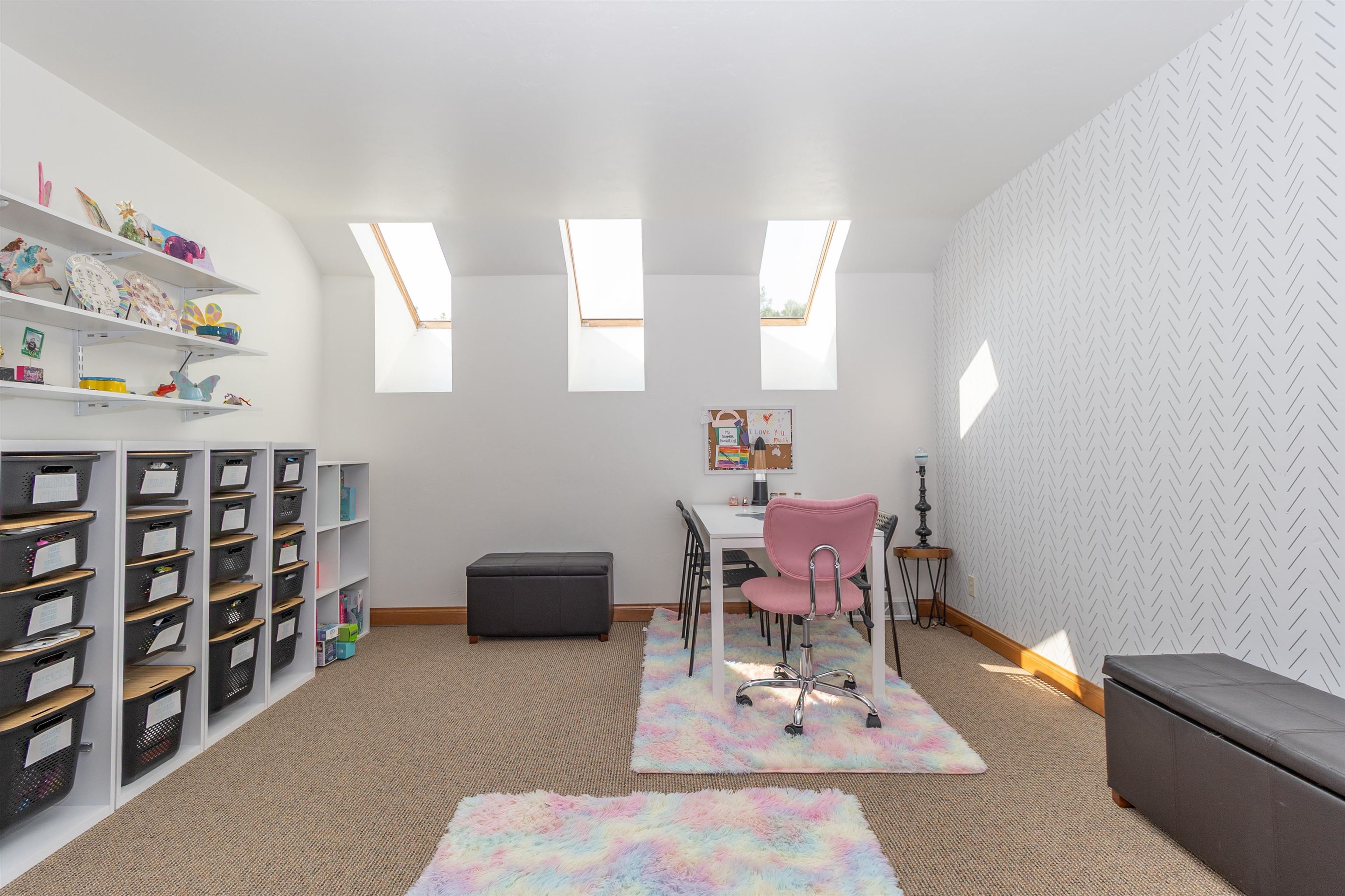 SEYMOUR, Wisconsin, 54115, United States, 4 Bedrooms Bedrooms, ,4 BathroomsBathrooms,Residential,For Sale,1926224