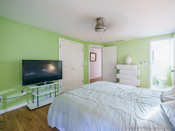 Orange, Connecticut, 06477, United States, 2 Bedrooms Bedrooms, ,2 BathroomsBathrooms,Residential,For Sale,1867599