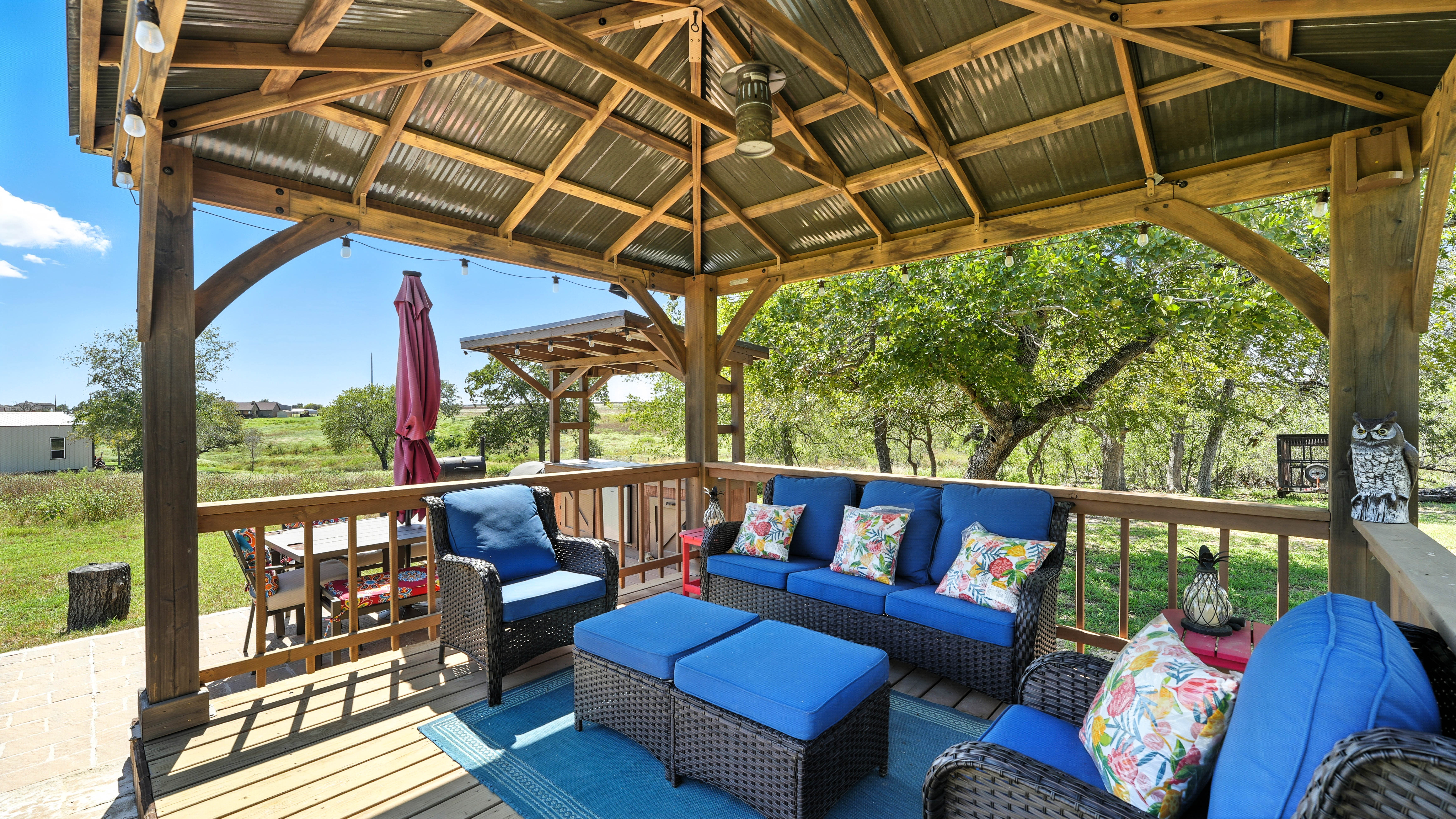 Floresville, Texas, 78114, United States, 3 Bedrooms Bedrooms, ,2 BathroomsBathrooms,Residential,For Sale,1978847