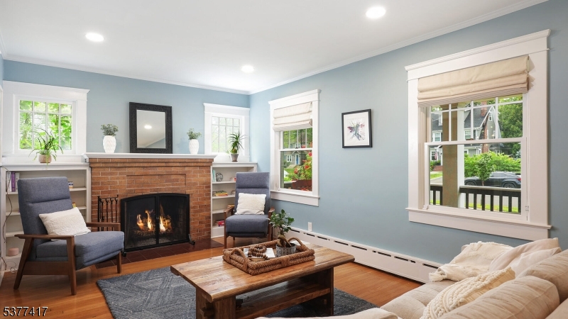Westfield Town, New Jersey, 07090, United States, 4 Bedrooms Bedrooms, ,3 BathroomsBathrooms,Residential,For Sale,1941092