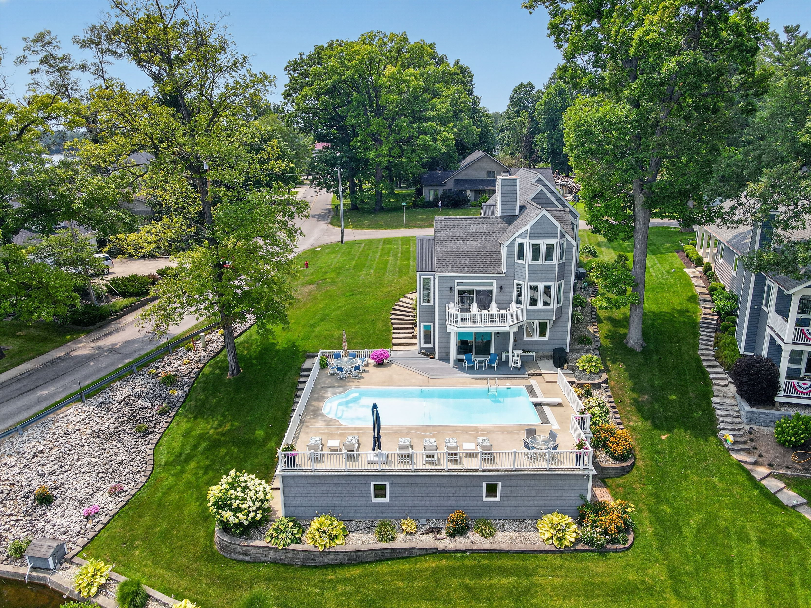 Beautifully Maintained Syracuse Lake Home - 物件實景