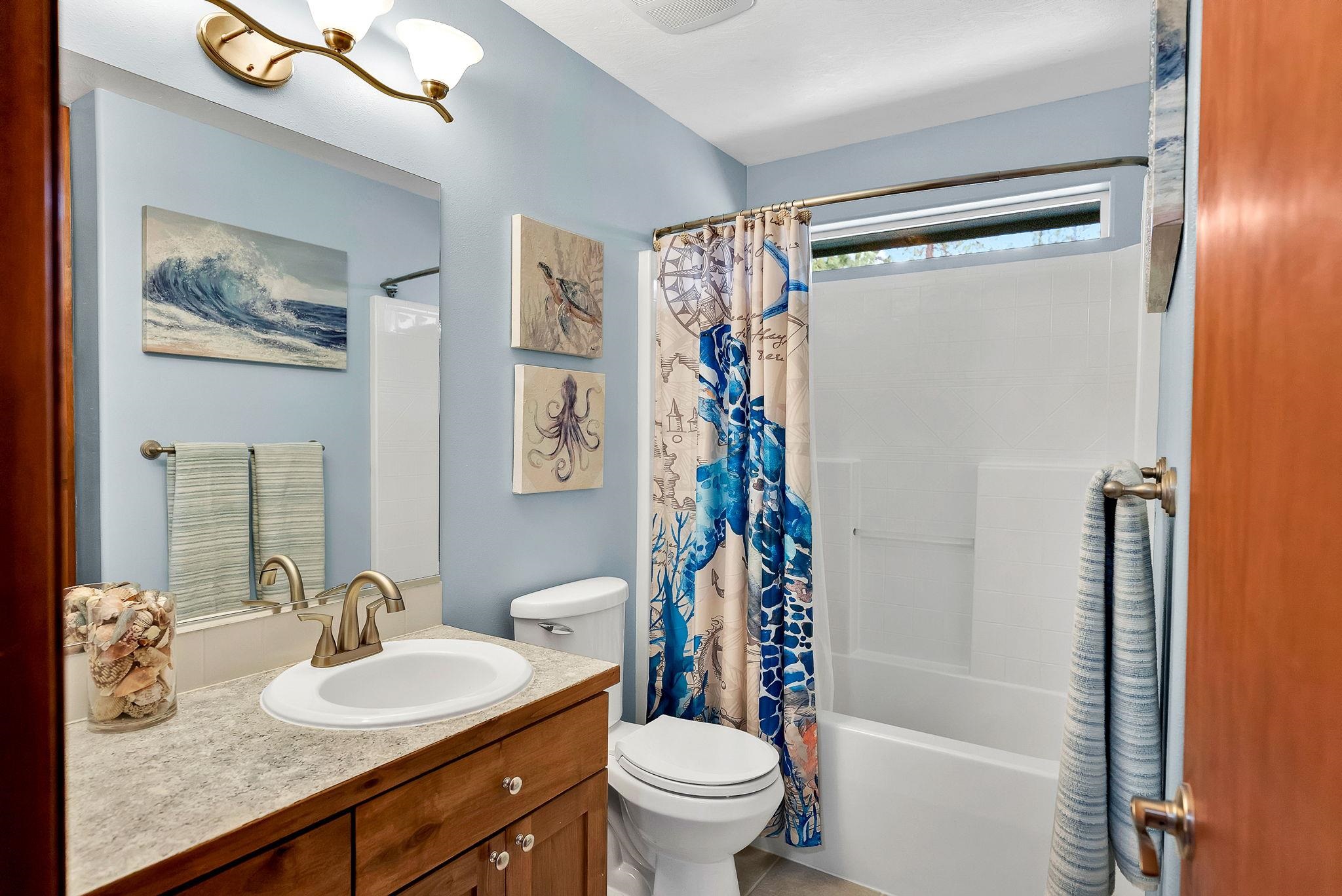 Nine Mile Falls, Washington, 99026, United States, 4 Bedrooms Bedrooms, ,3 BathroomsBathrooms,Residential,For Sale,1979955