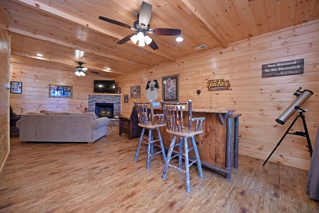 Morganton, Georgia, 30560, United States, 3 Bedrooms Bedrooms, ,3 BathroomsBathrooms,Residential,For Sale,2001916