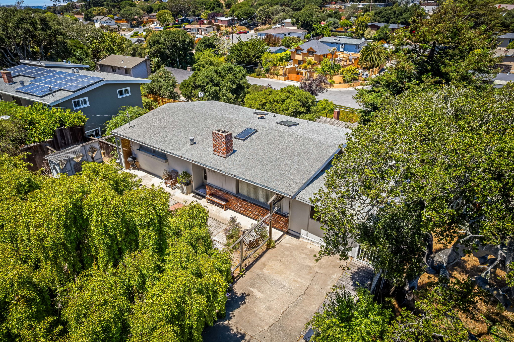 Del Rey Oaks, California, 93940, United States, 4 Bedrooms Bedrooms, ,2 BathroomsBathrooms,Residential,For Sale,1899502