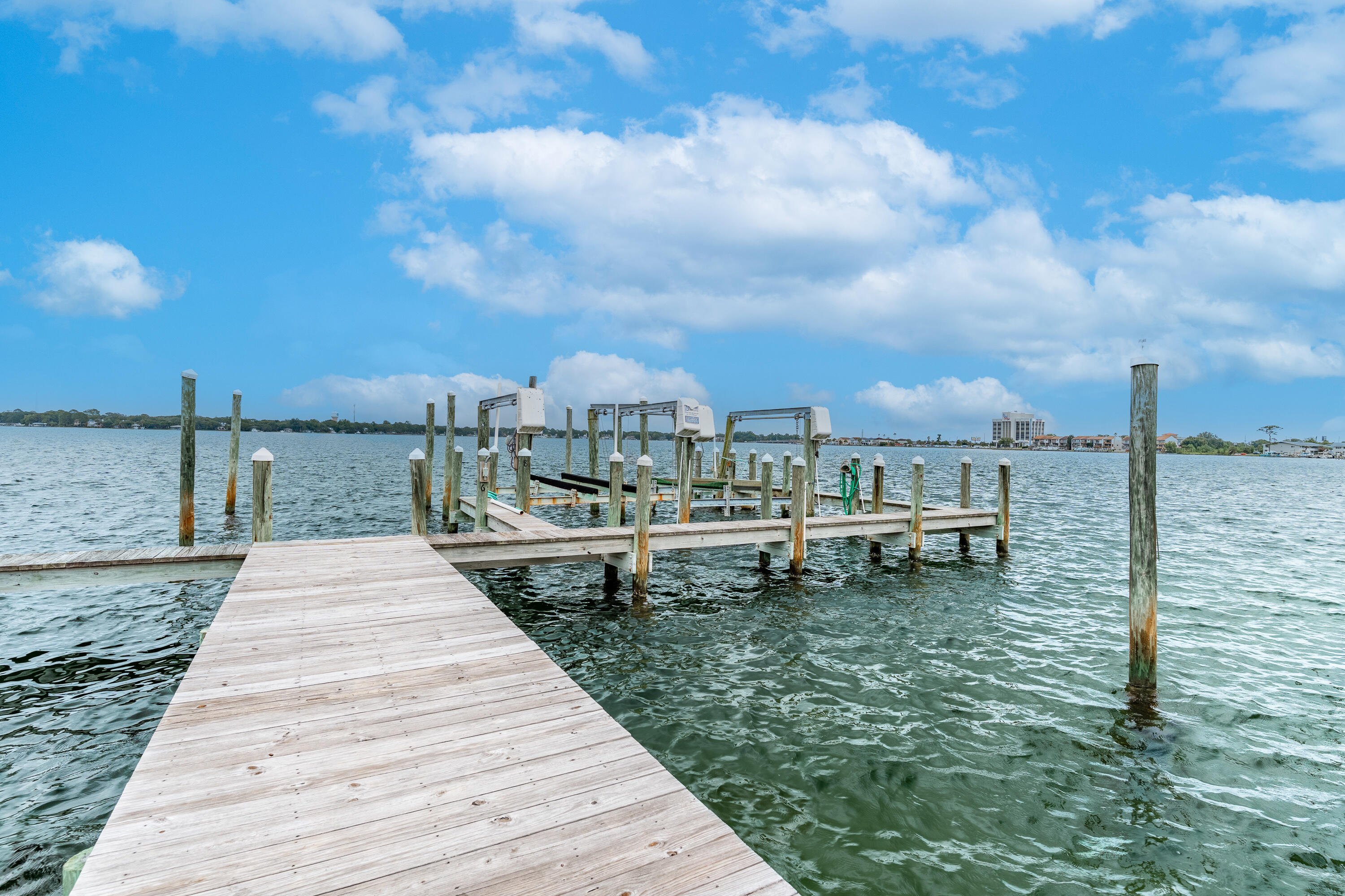 Fort Walton Beach, Florida, 32547, United States, 3 Bedrooms Bedrooms, ,4 BathroomsBathrooms,Residential,For Sale,1849777