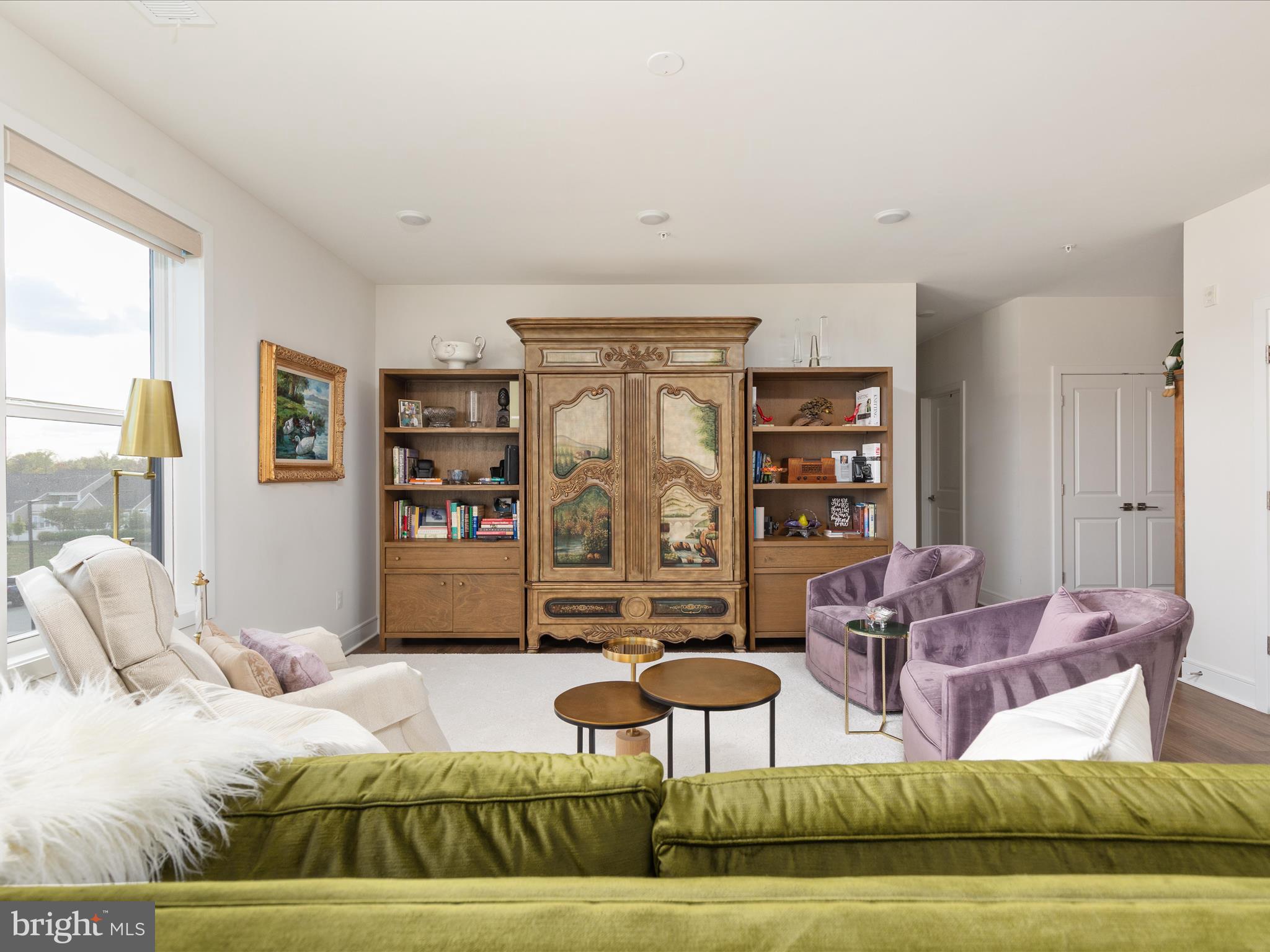 Ashburn, Virginia, 20148, United States, 3 Bedrooms Bedrooms, ,2 BathroomsBathrooms,Residential,For Sale,1980146