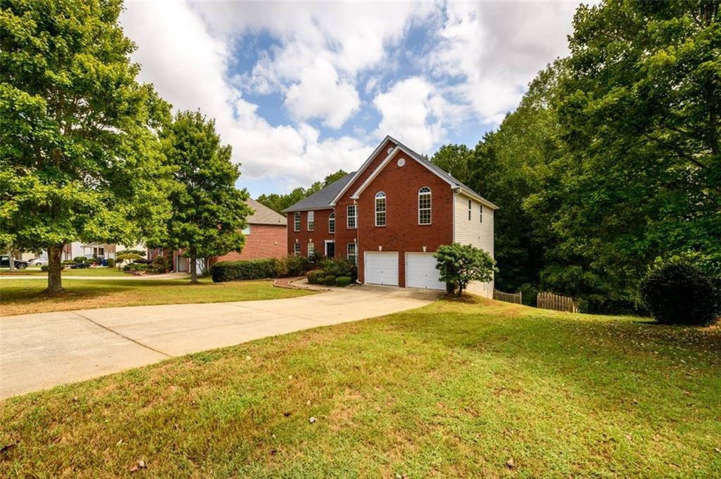 Lawrenceville, Georgia, 30046, United States, 5 Bedrooms Bedrooms, ,4 BathroomsBathrooms,Residential,For Sale,1934412