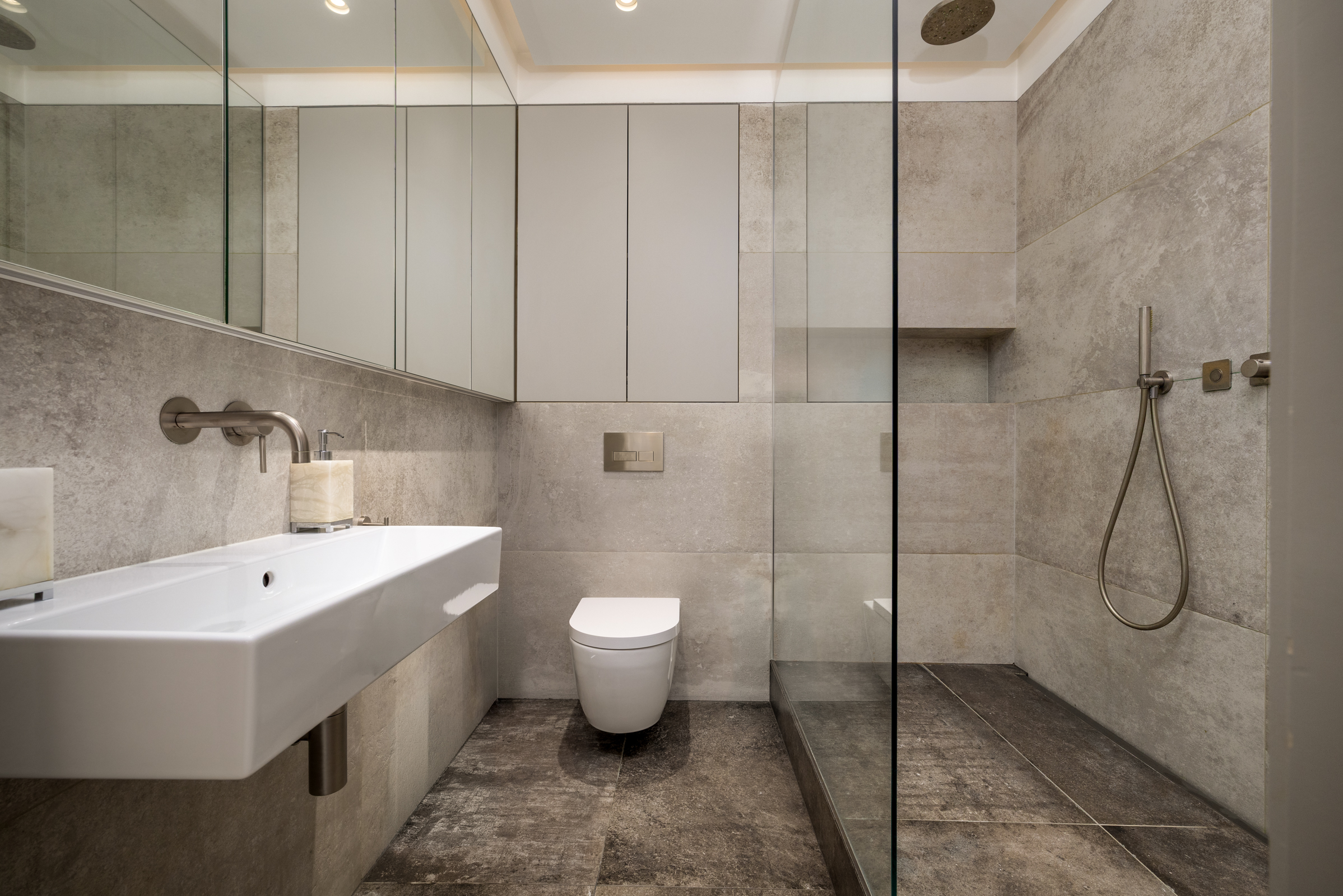  A Beautifully Appointed Two-Bedroom Apartment on Mount Street - 物件實景