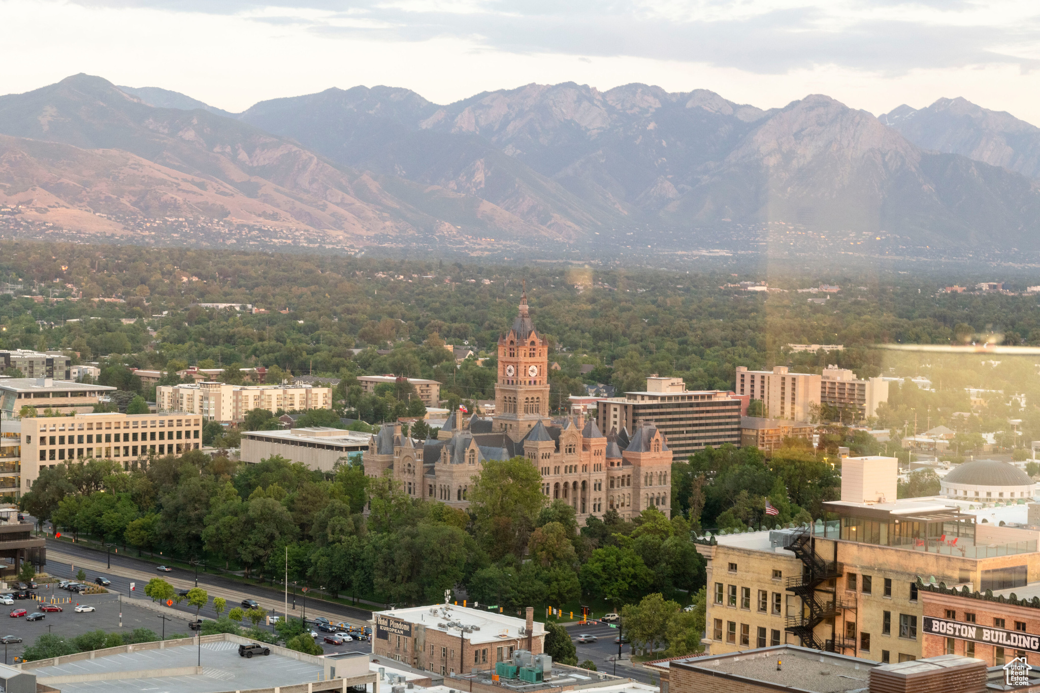 Salt Lake City, Utah, 84101, United States, 2 Bedrooms Bedrooms, ,1 BathroomBathrooms,Residential,For Sale,1897023