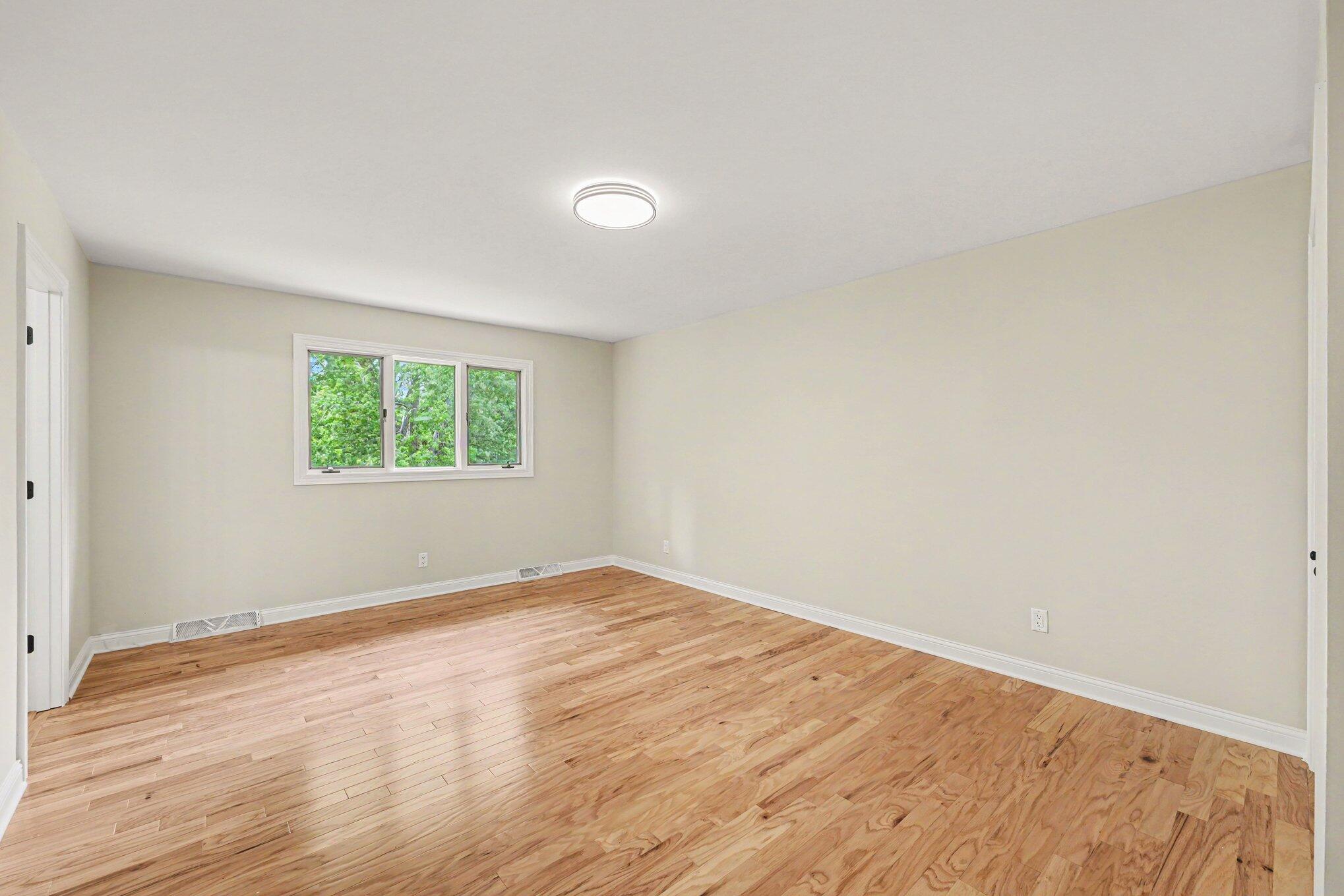 St. John, Indiana, 46373, United States, 3 Bedrooms Bedrooms, ,3 BathroomsBathrooms,Residential,For Sale,2049444