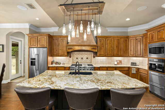 Boerne, Texas, 78015, United States, 5 Bedrooms Bedrooms, ,5 BathroomsBathrooms,Residential,For Sale,1784913