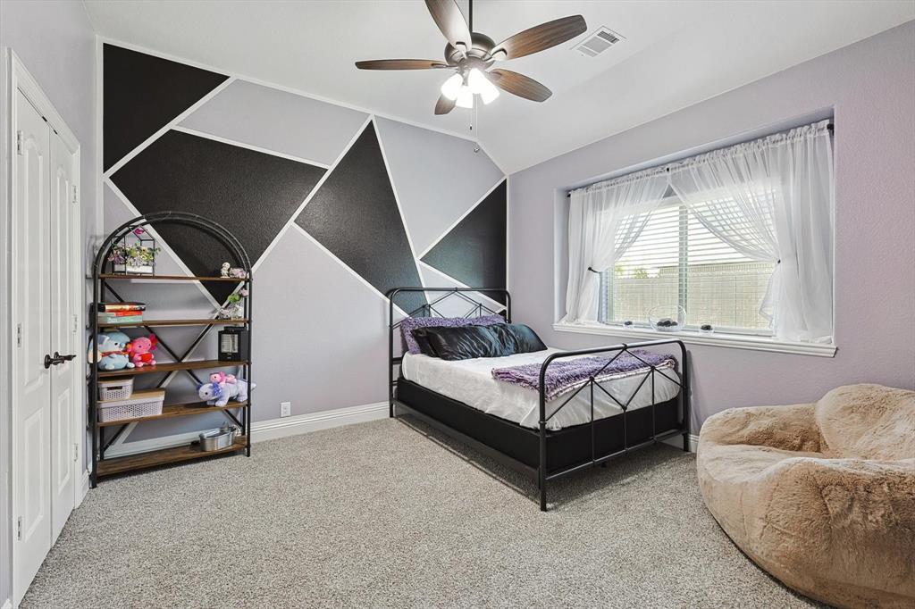 Midlothian, Texas, 76065, United States, 4 Bedrooms Bedrooms, ,3 BathroomsBathrooms,Residential,For Sale,1979860