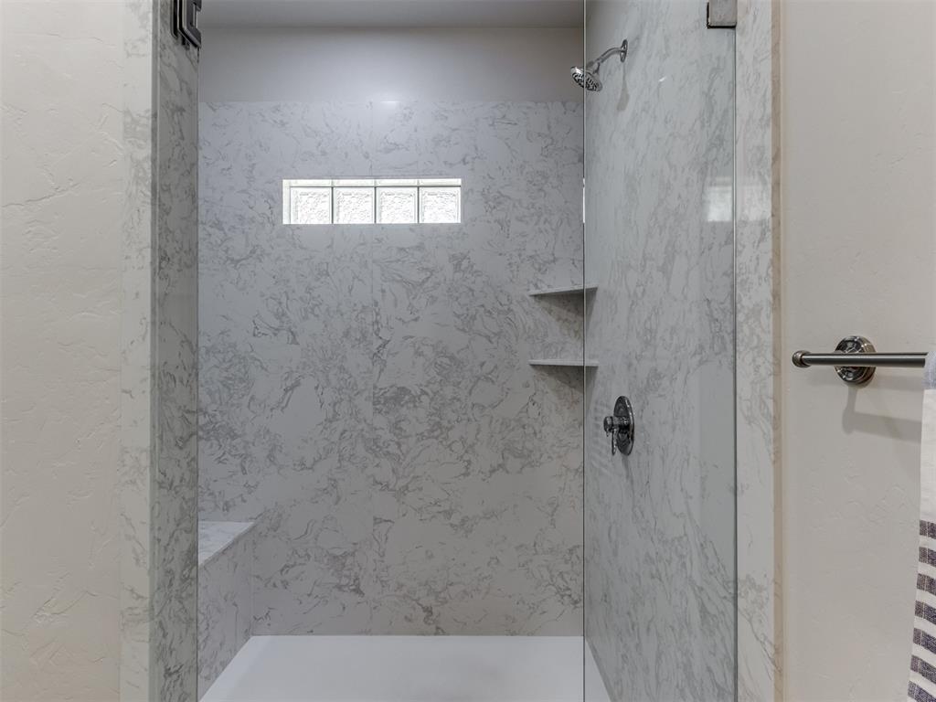 Choctaw, Oklahoma, 73020, United States, 3 Bedrooms Bedrooms, ,6 BathroomsBathrooms,Residential,For Sale,1981467