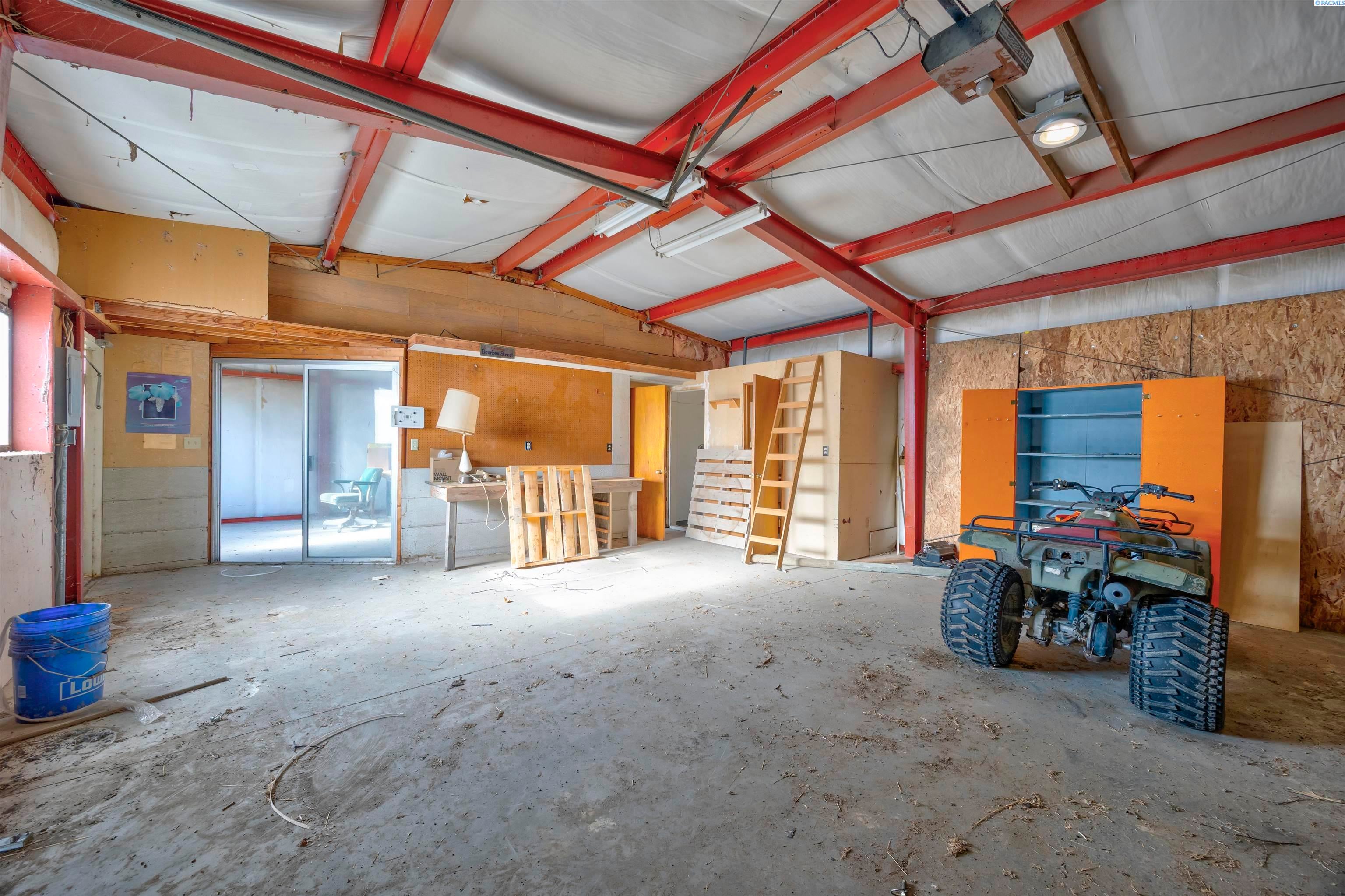 Pasco, Washington, 99301, United States, ,Residential,For Sale,1998040