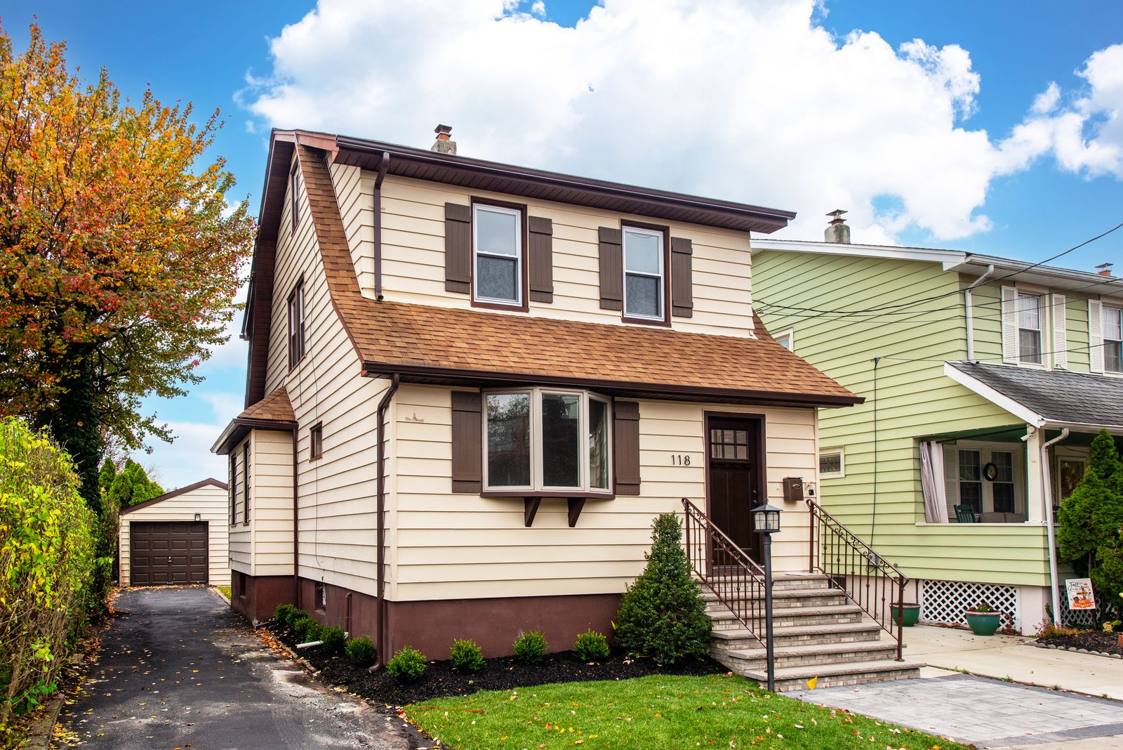 Bergen, Lyndhurst Township, New Jersey, 07071, United States, 3 Bedrooms Bedrooms, ,2 BathroomsBathrooms,Residential,For Sale,1980674