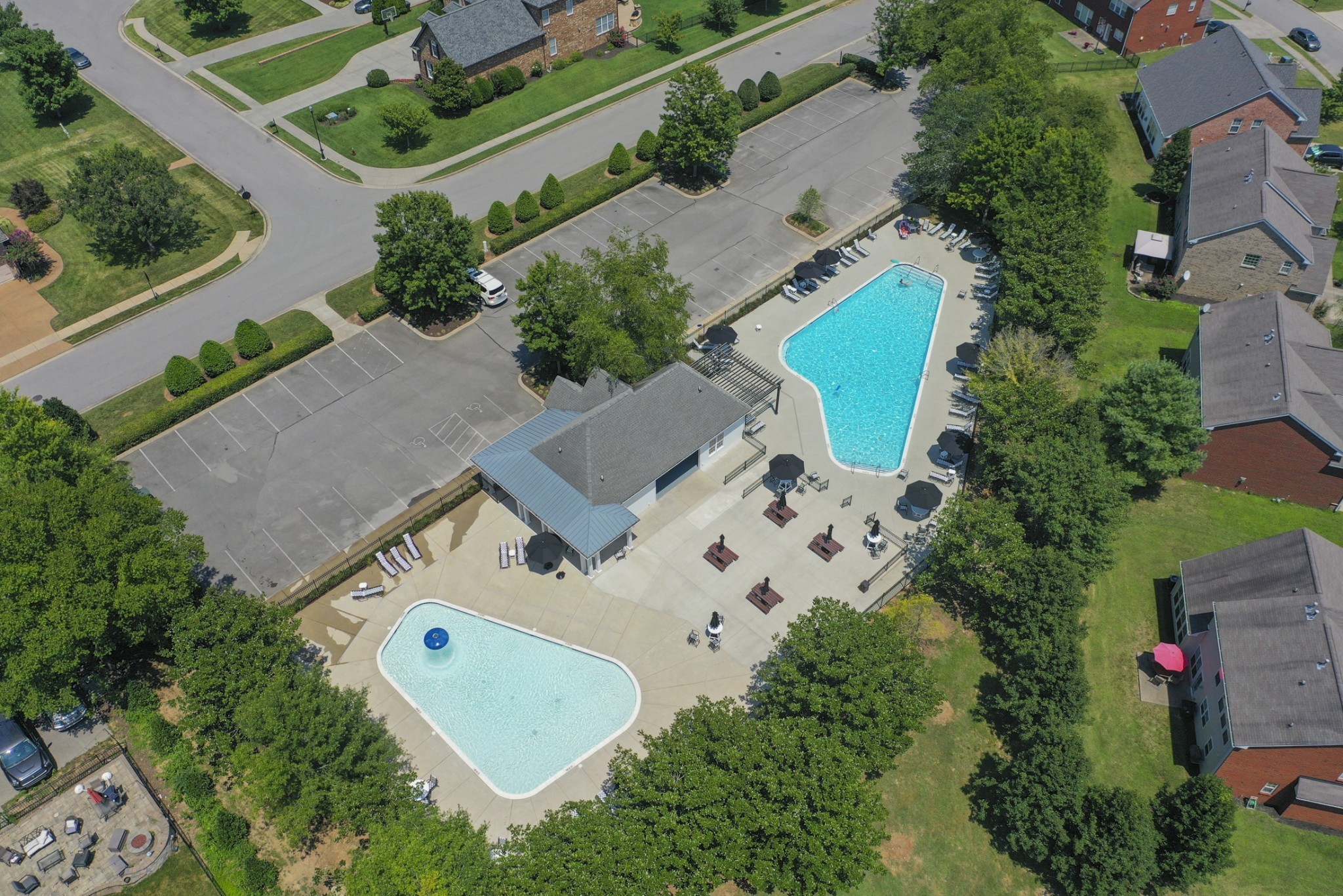 Nolensville, Tennessee, 37135, United States, 5 Bedrooms Bedrooms, ,3 BathroomsBathrooms,Residential,For Sale,2001946